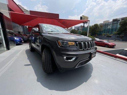 2021 Jeep GRAND CHEROKEE LIMITED LUJO V6