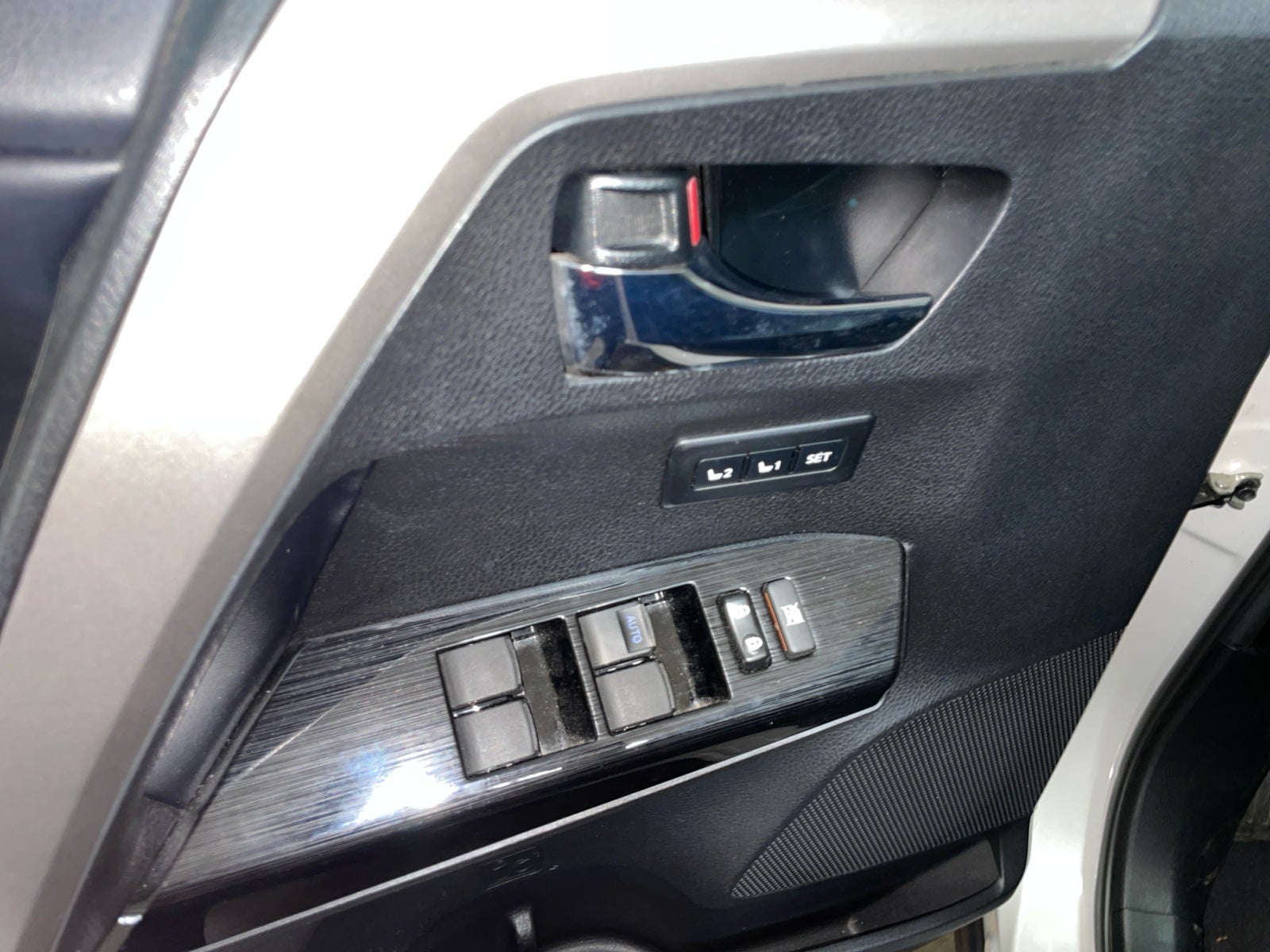 2018 Toyota IMPALA 2.5 LIMITED 4WD AT