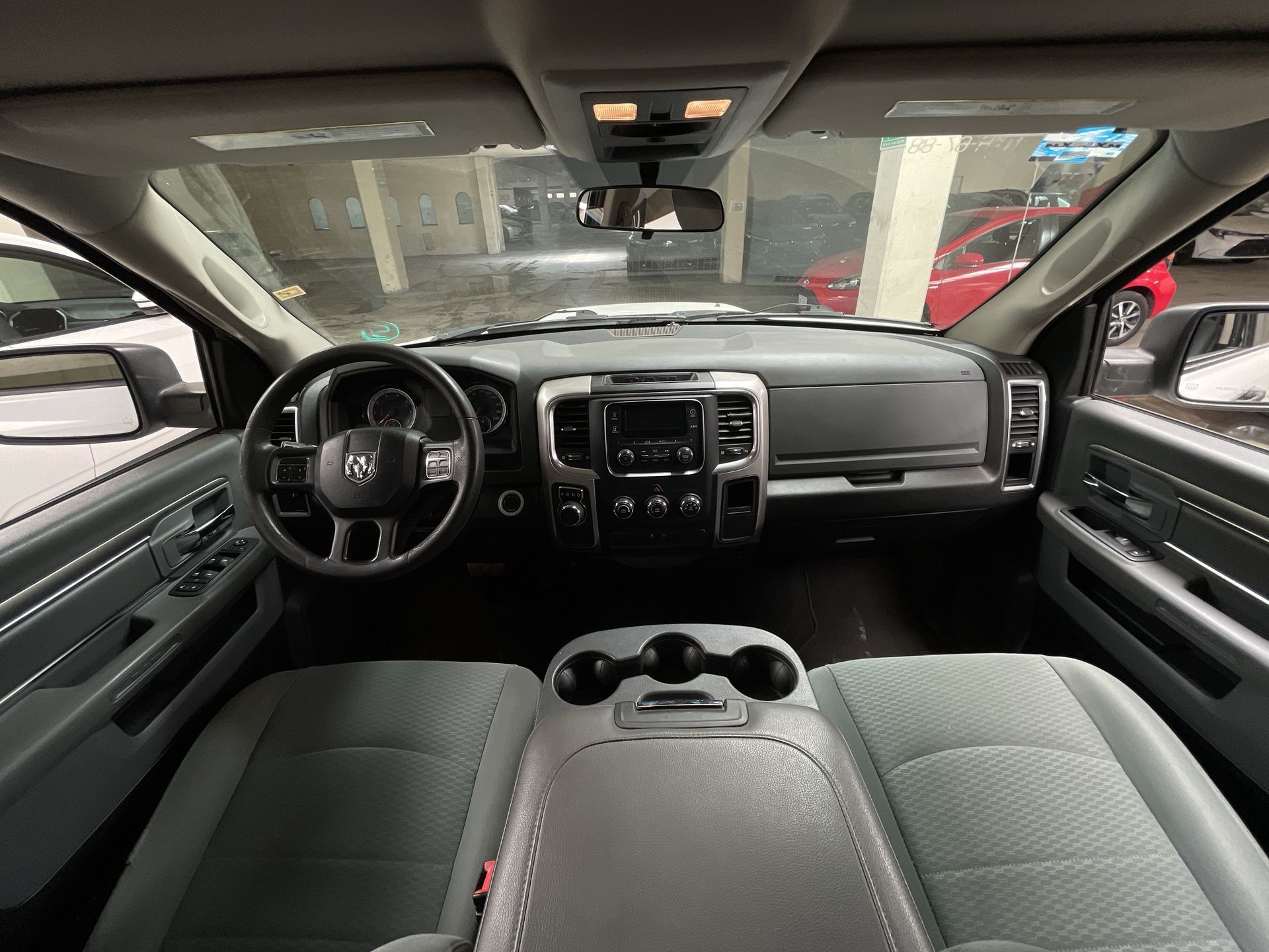 2020 Chrysler 200 CREW CAB SLT TRABAJO 4X2 V6 8AT