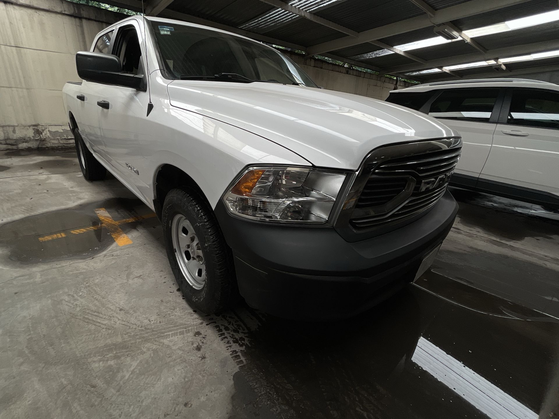 2020 Chrysler 200 CREW CAB SLT TRABAJO 4X2 V6 8AT