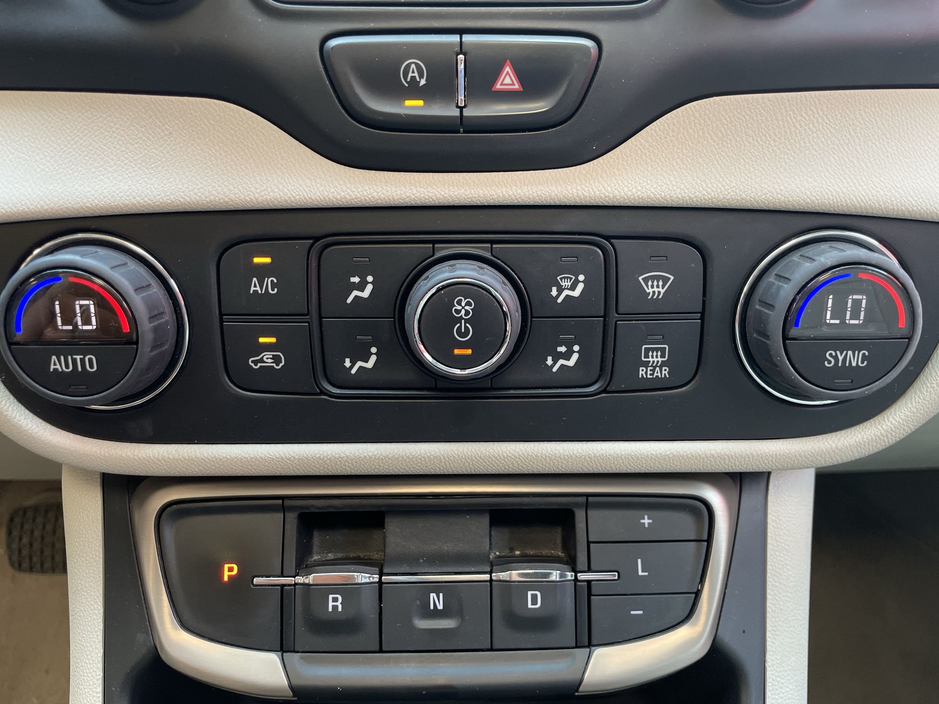 2023 GMC TERRAIN DENALI D