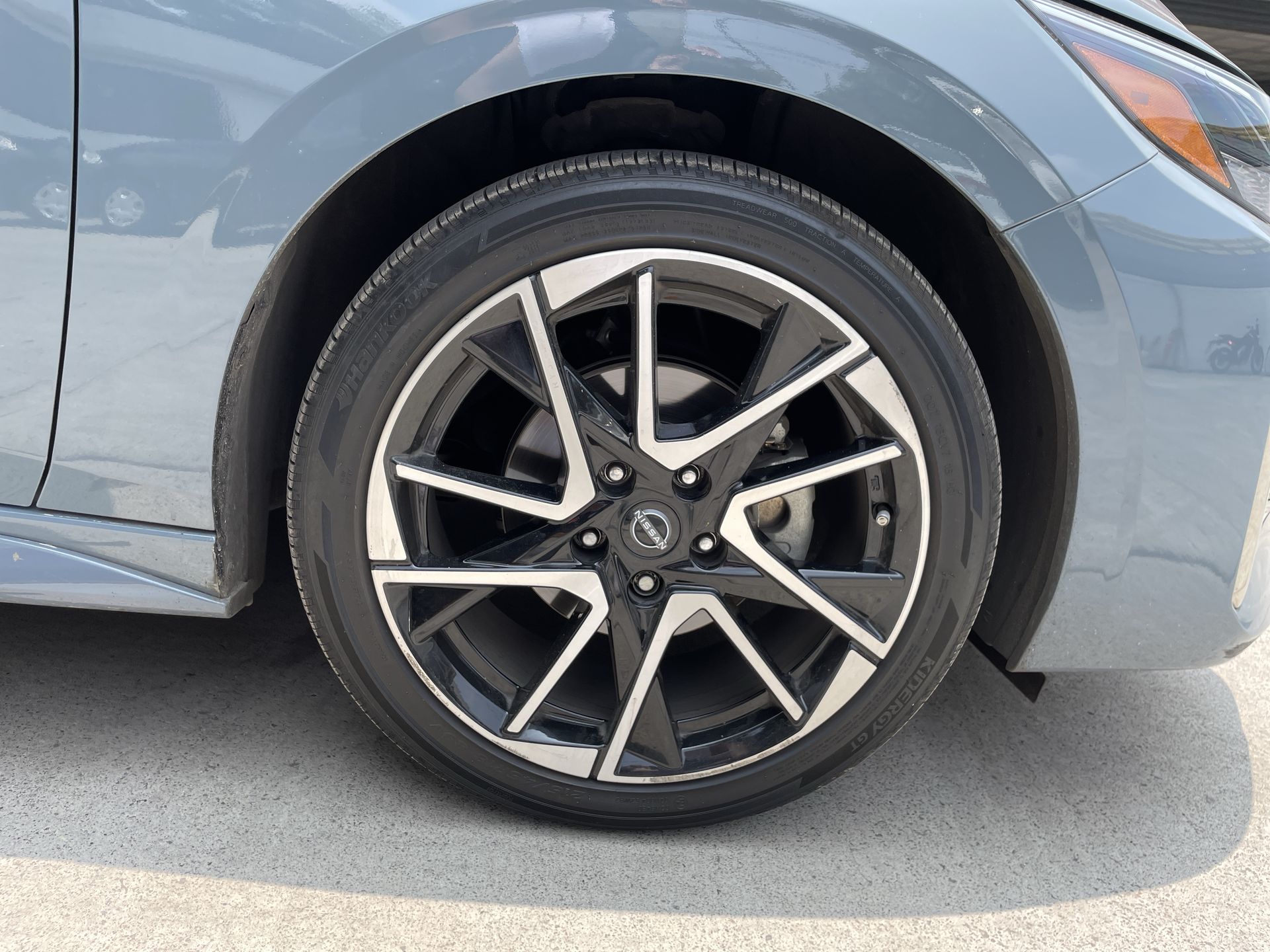 2024 Nissan SENTRA SENTRA SR PLATINUM