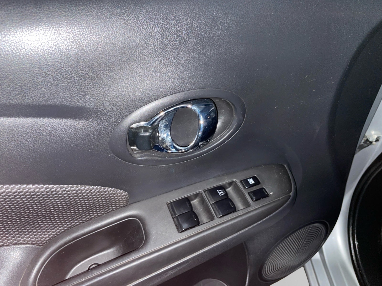 2019 Nissan VERSA ADVANCE AT AC