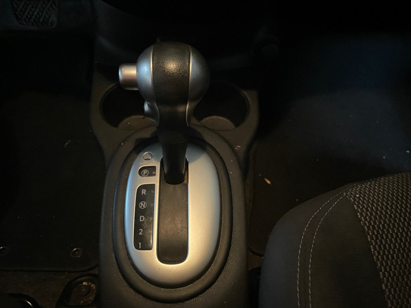 2019 Nissan VERSA ADVANCE AT AC