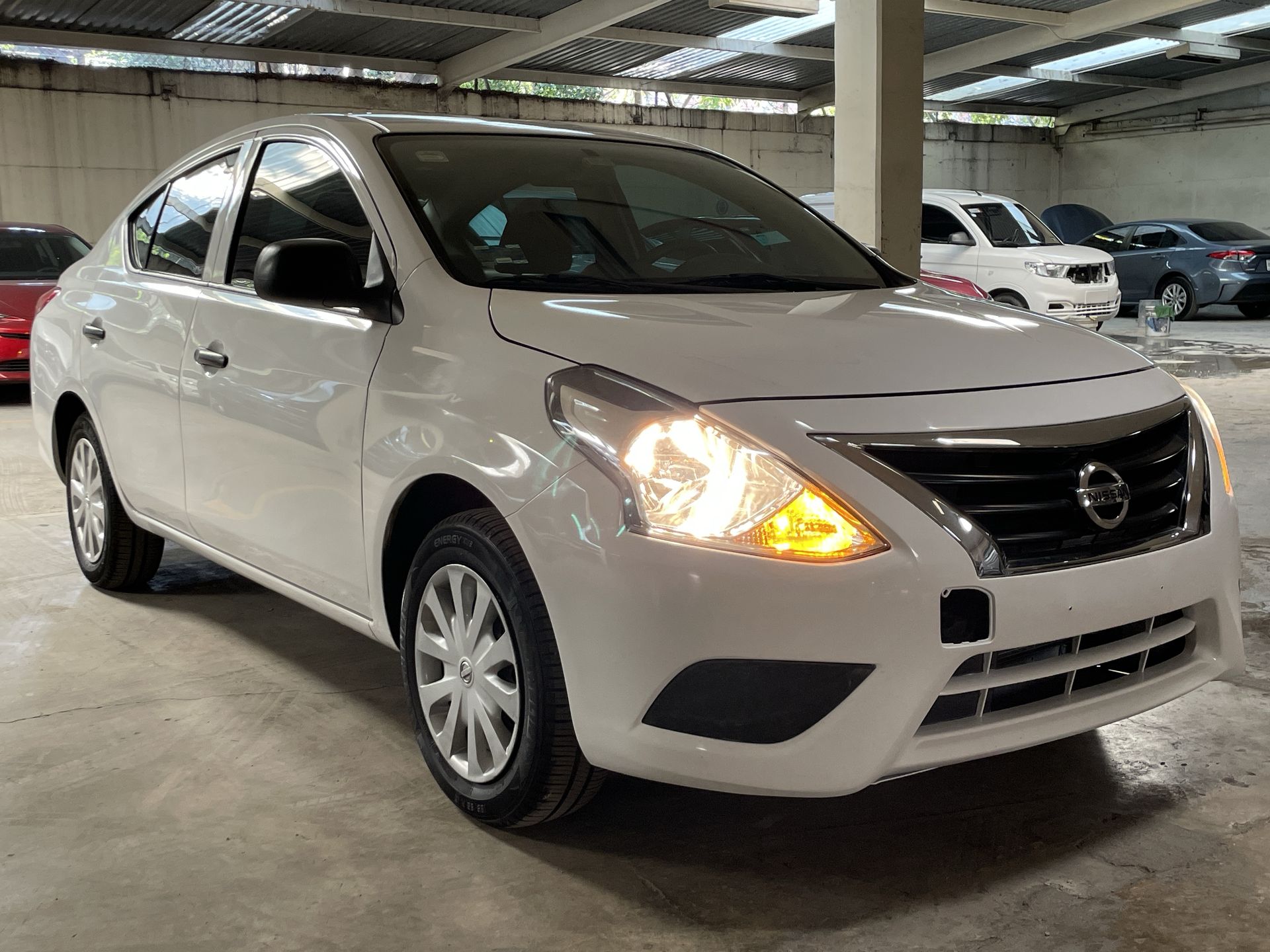 2020 Nissan VERSA MT 1.6L