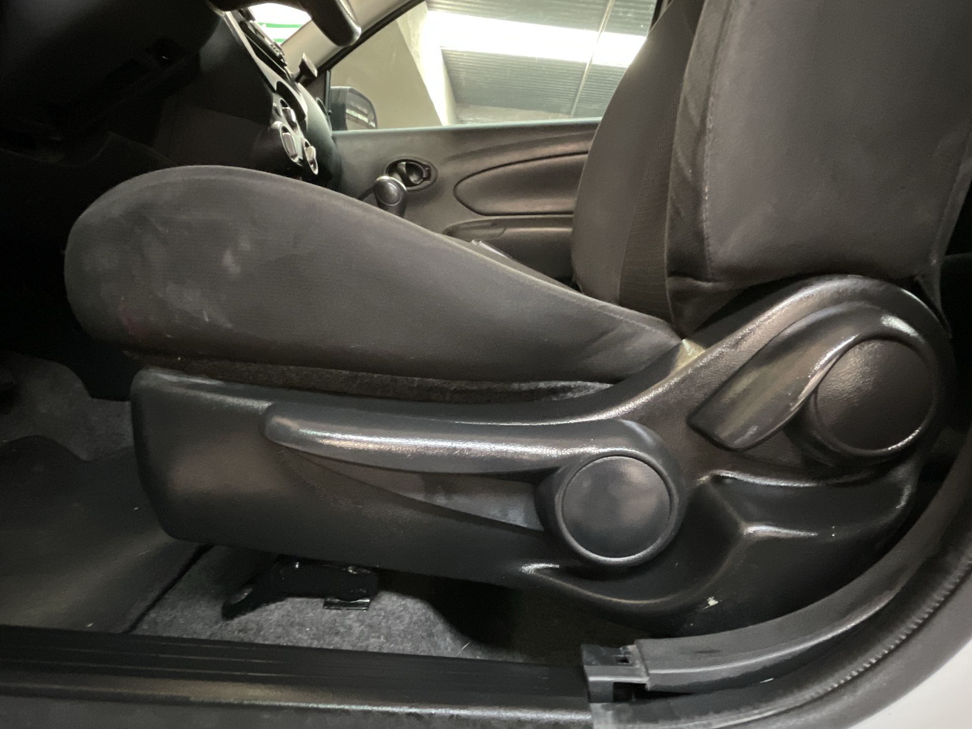 2020 Nissan VERSA MT 1.6L