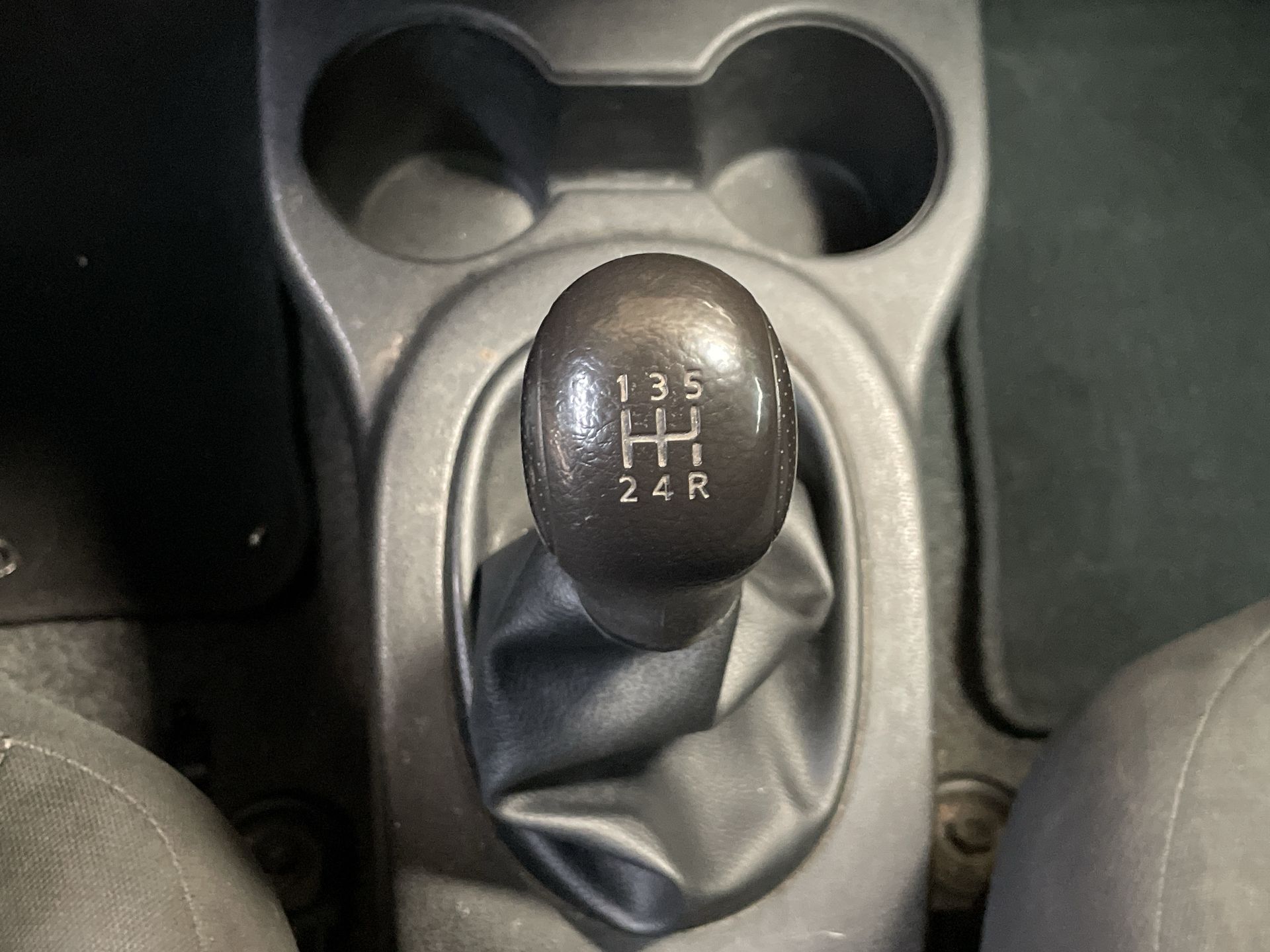 2020 Nissan VERSA MT 1.6L