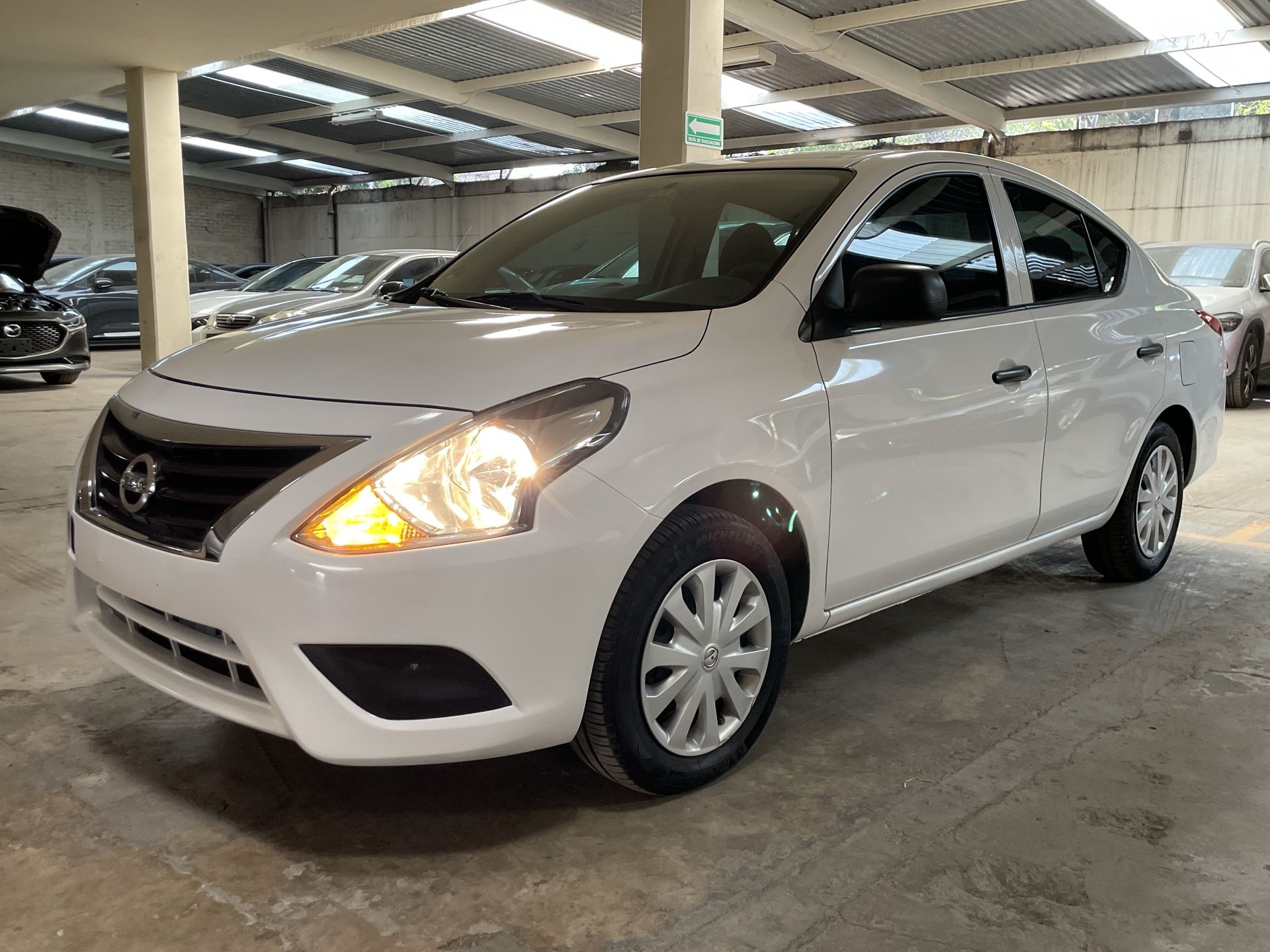 2020 Nissan VERSA MT 1.6L