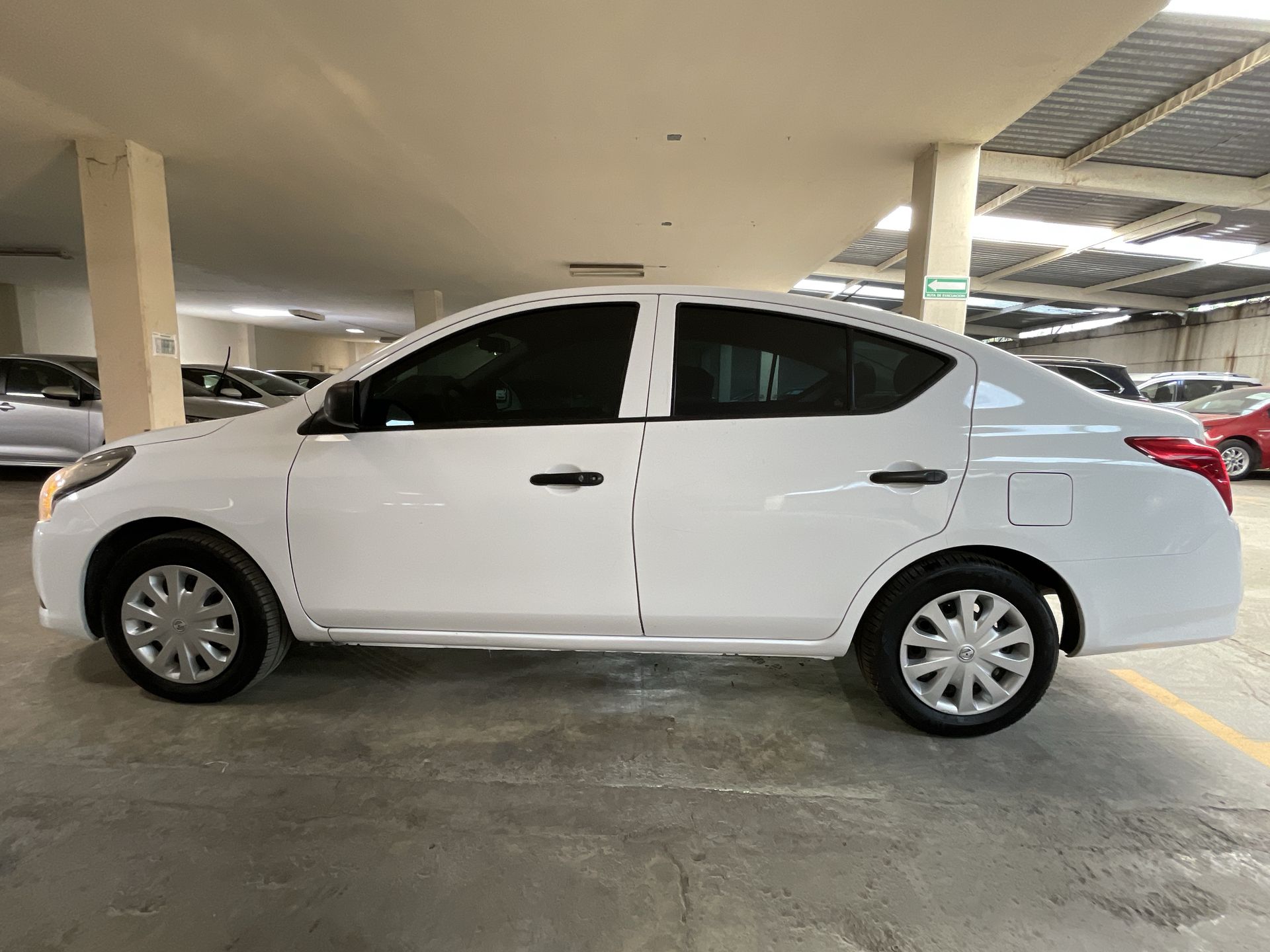 2020 Nissan VERSA MT 1.6L