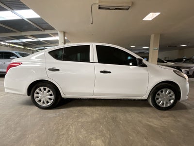 2020 Nissan VERSA MT 1.6L