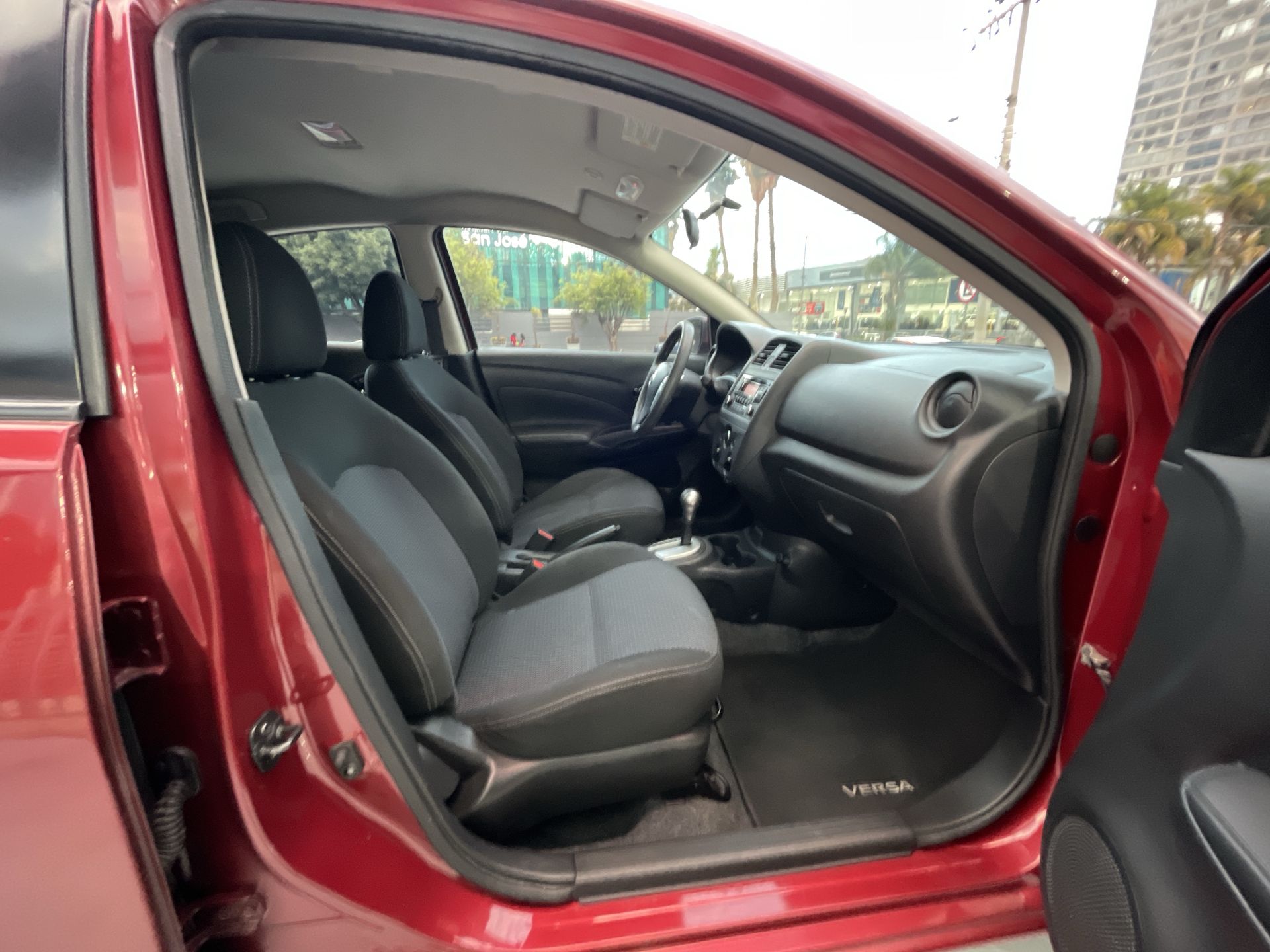 2018 Nissan VERSA SENSE AT AC