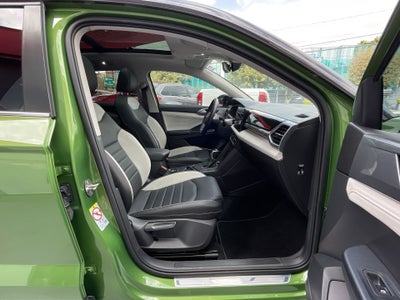 2025 Volkswagen TAOS HIGHLINE