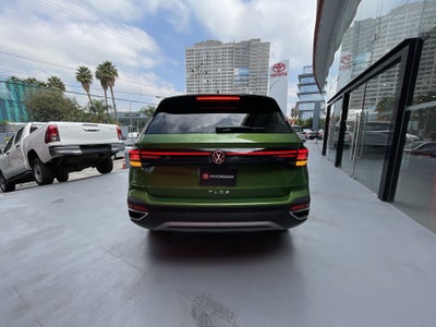 2025 Volkswagen TAOS HIGHLINE