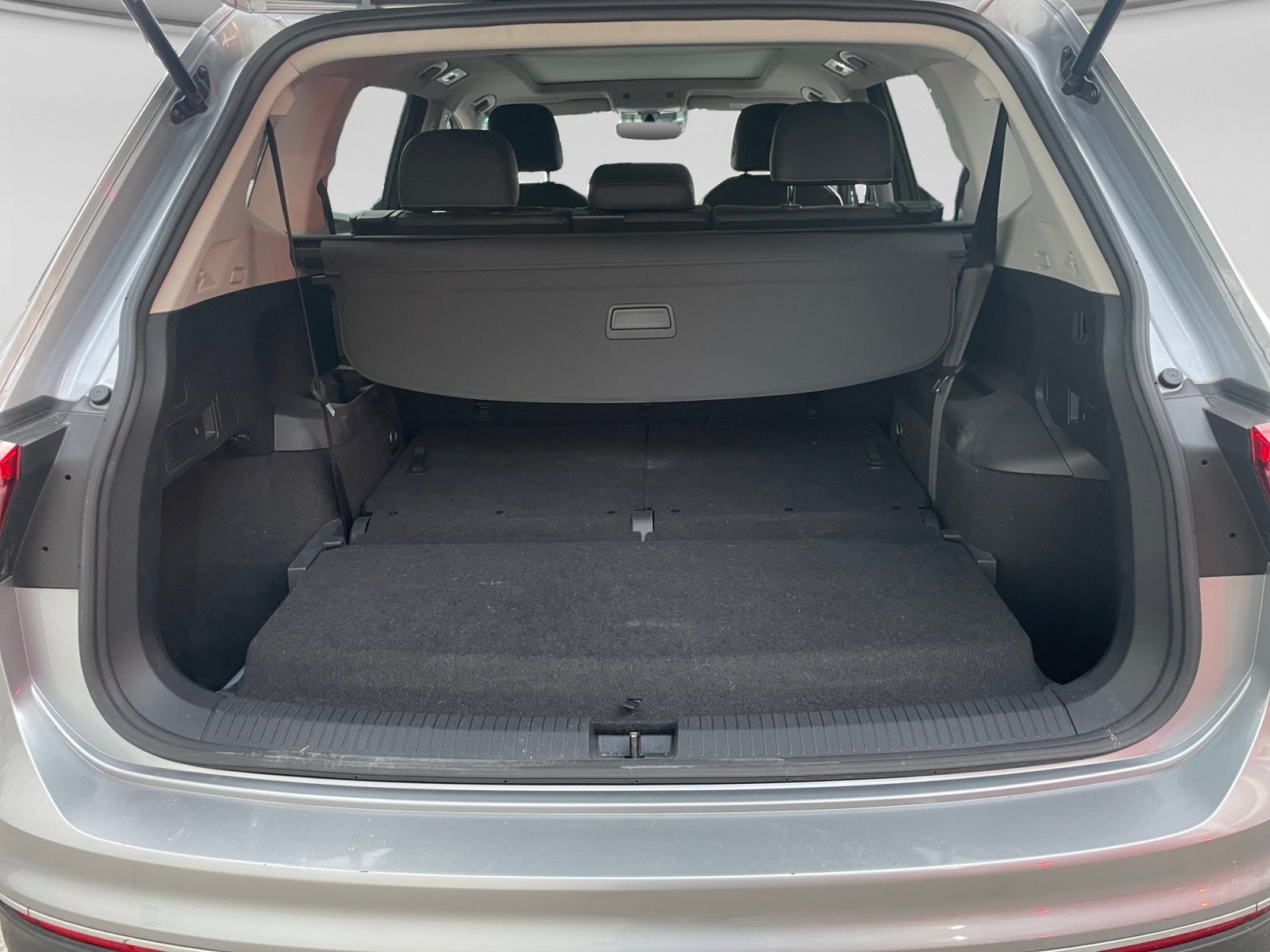 2023 Volkswagen TIGUAN COMFORTLINE 3ª
