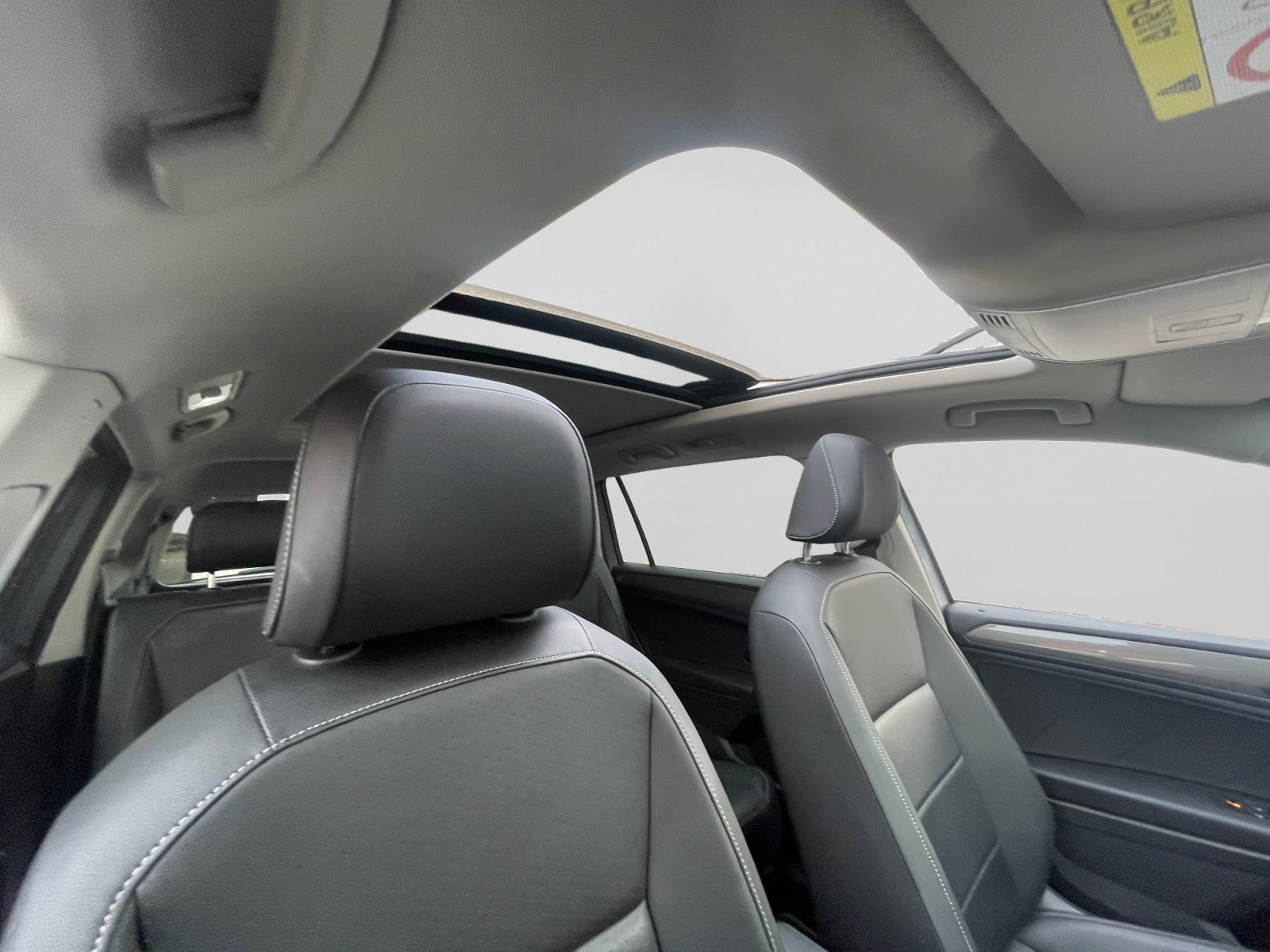 2023 Volkswagen TIGUAN COMFORTLINE 3ª