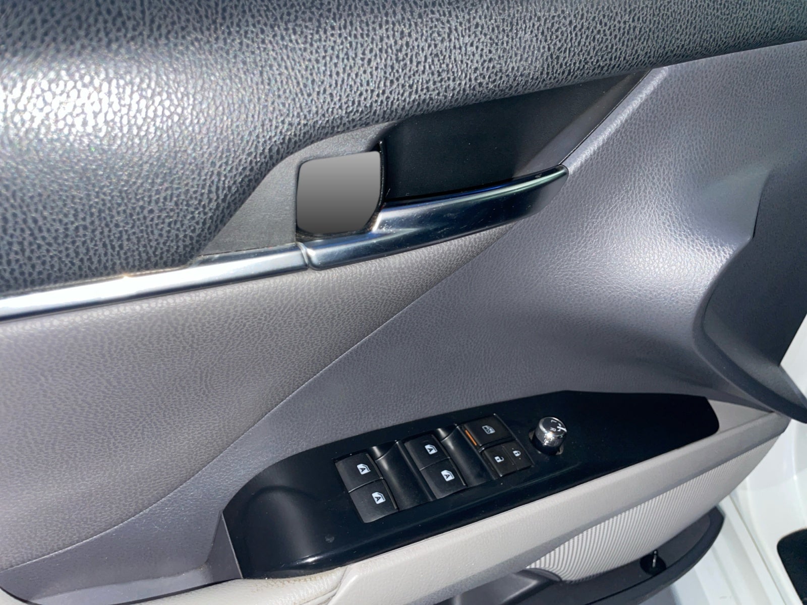 2019 Toyota CAMRY XLE