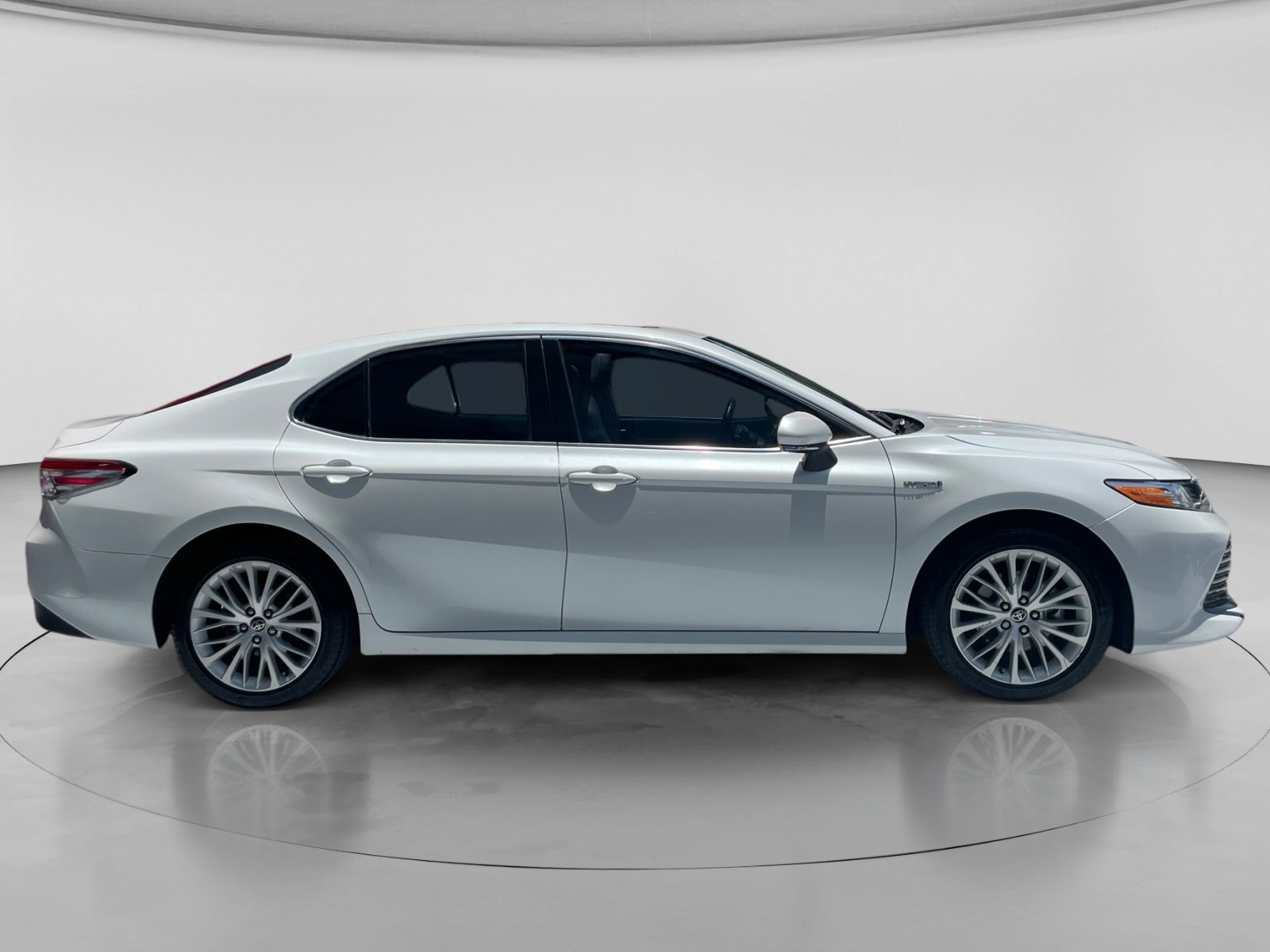 2020 Toyota CAMRY XLE NAVI HV