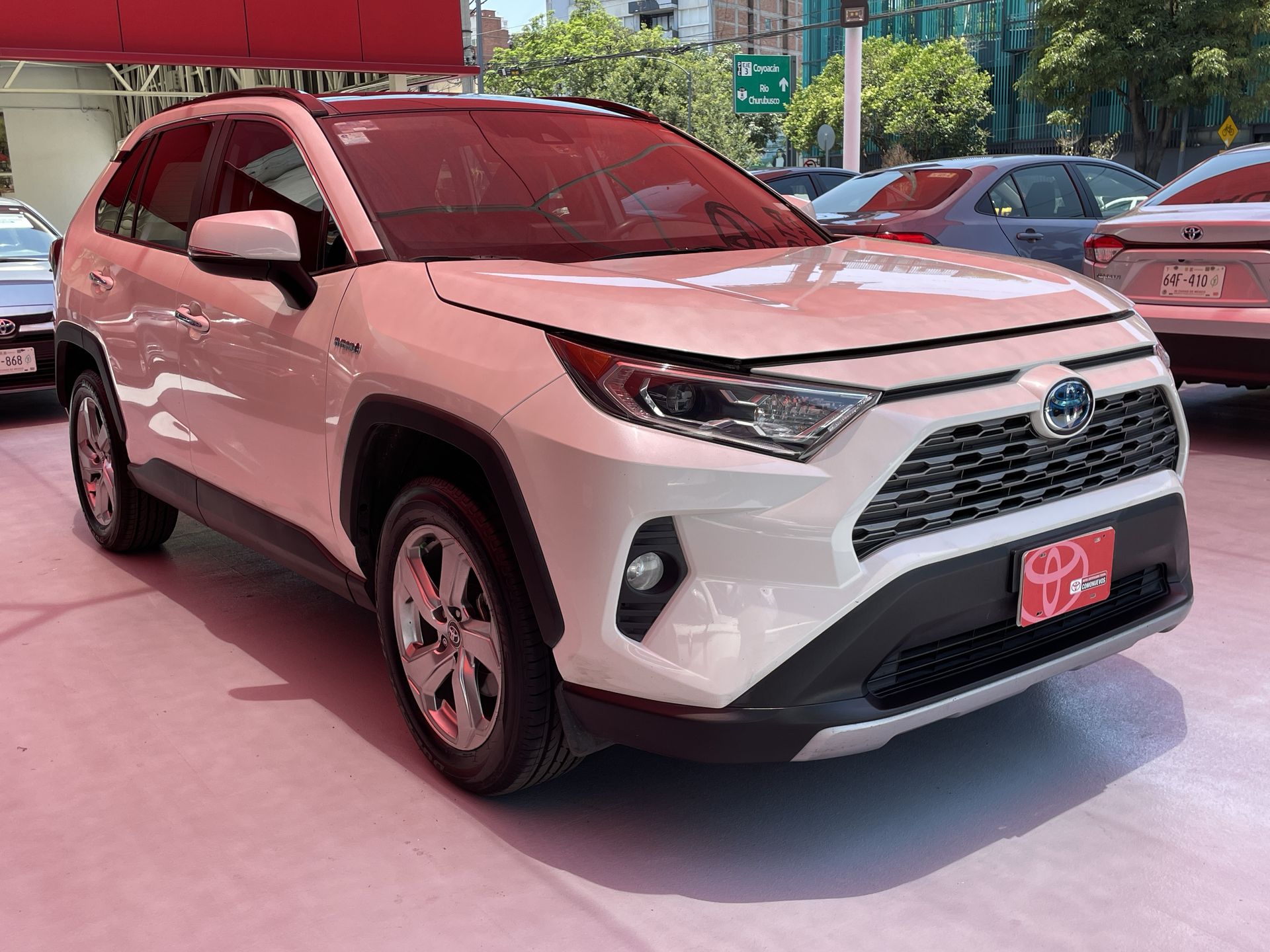 2021 Toyota RAV4 LIMITED HV