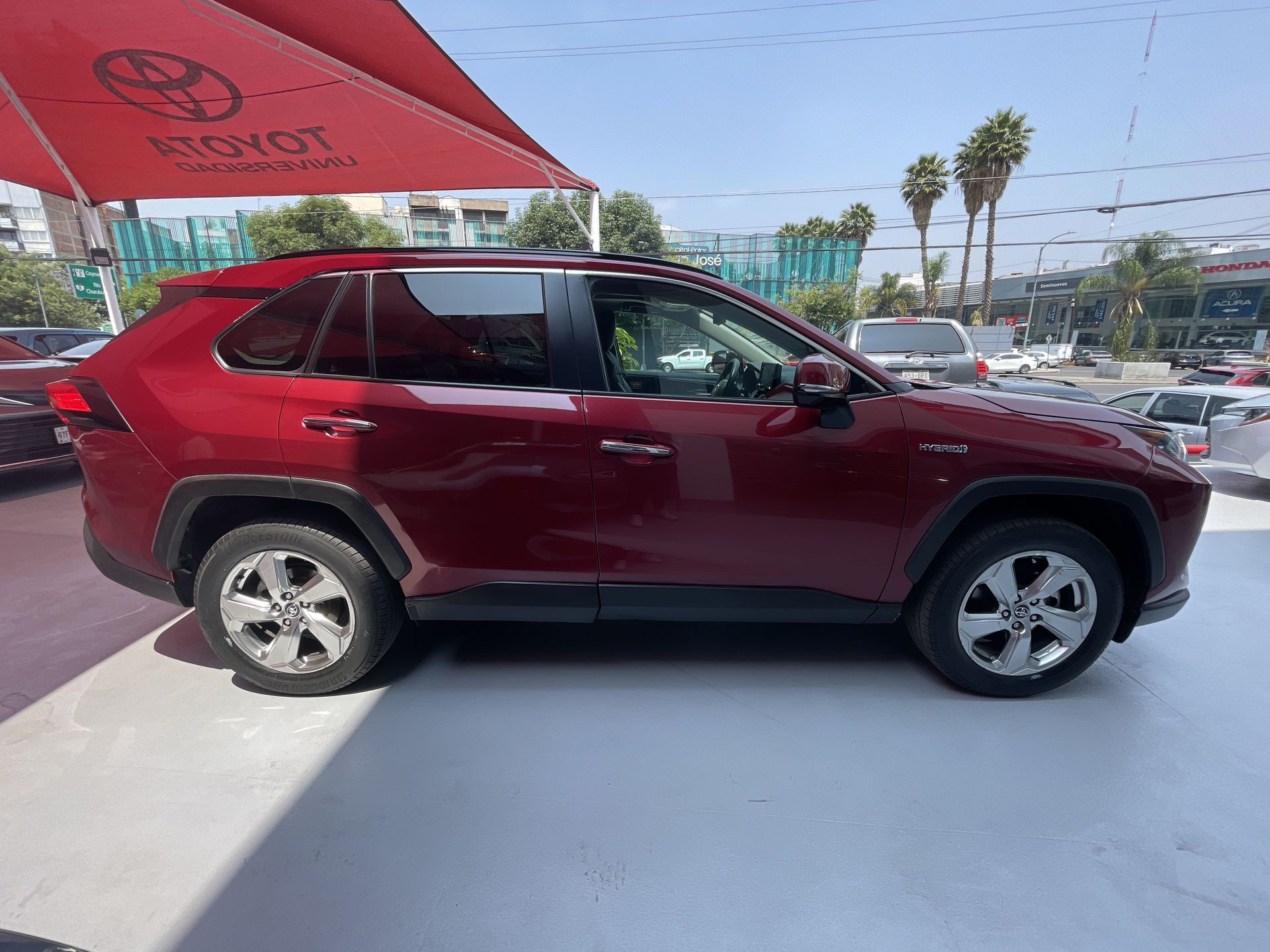 2021 Toyota RAV4 LIMITED HV