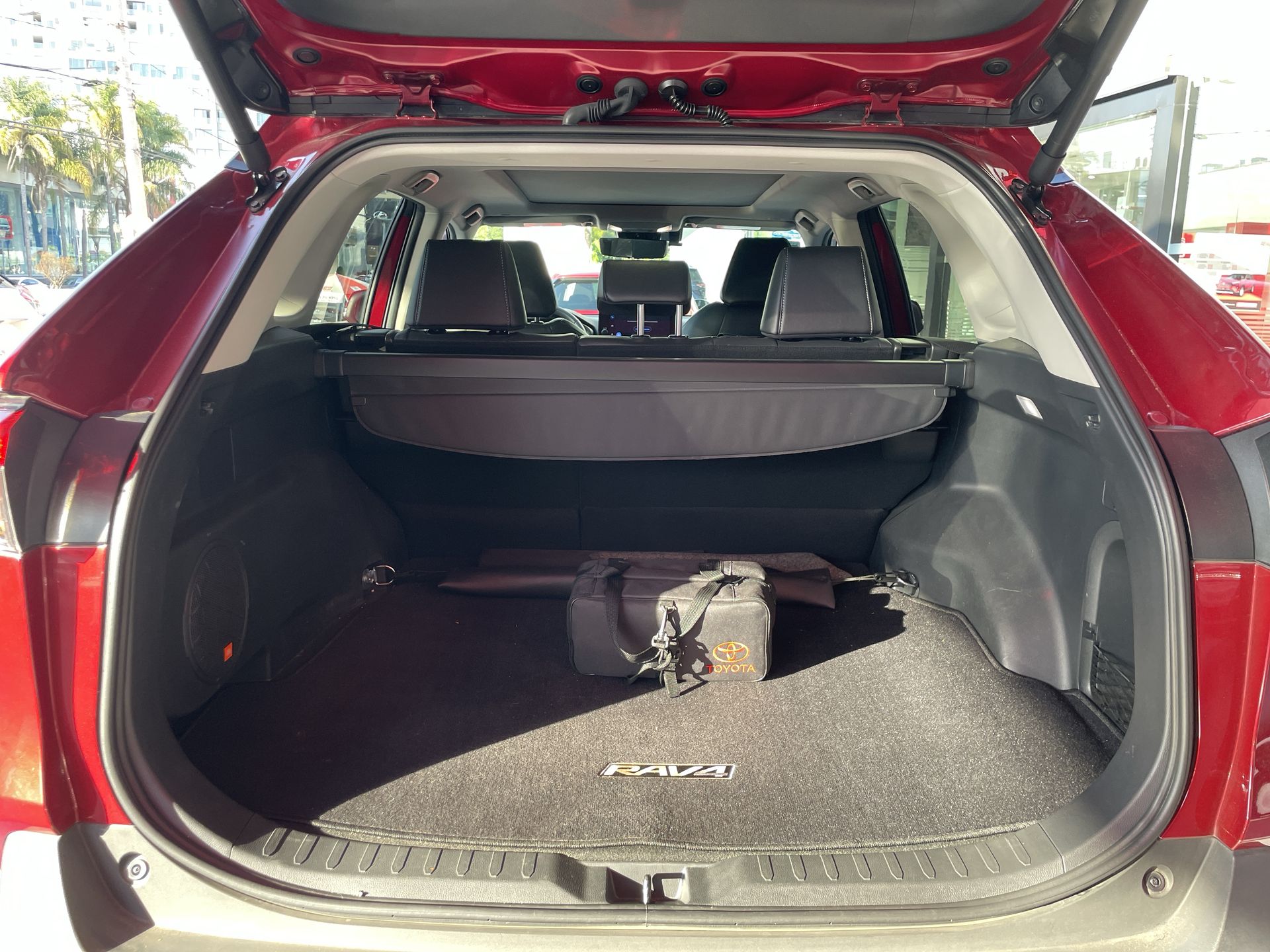 2024 Toyota RAV4 LIMITED HV