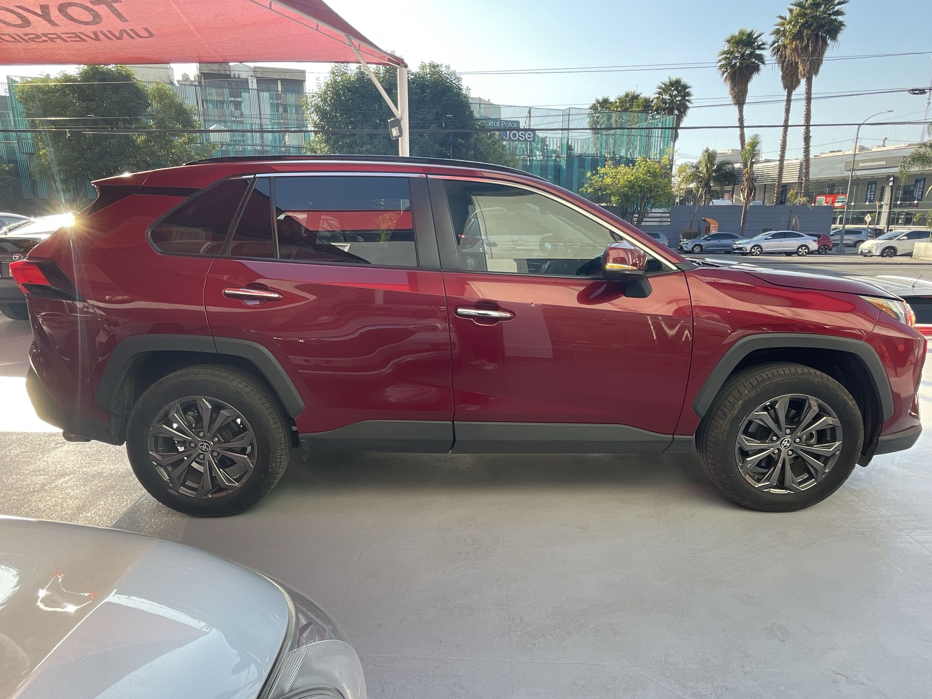 2024 Toyota RAV4 LIMITED HV