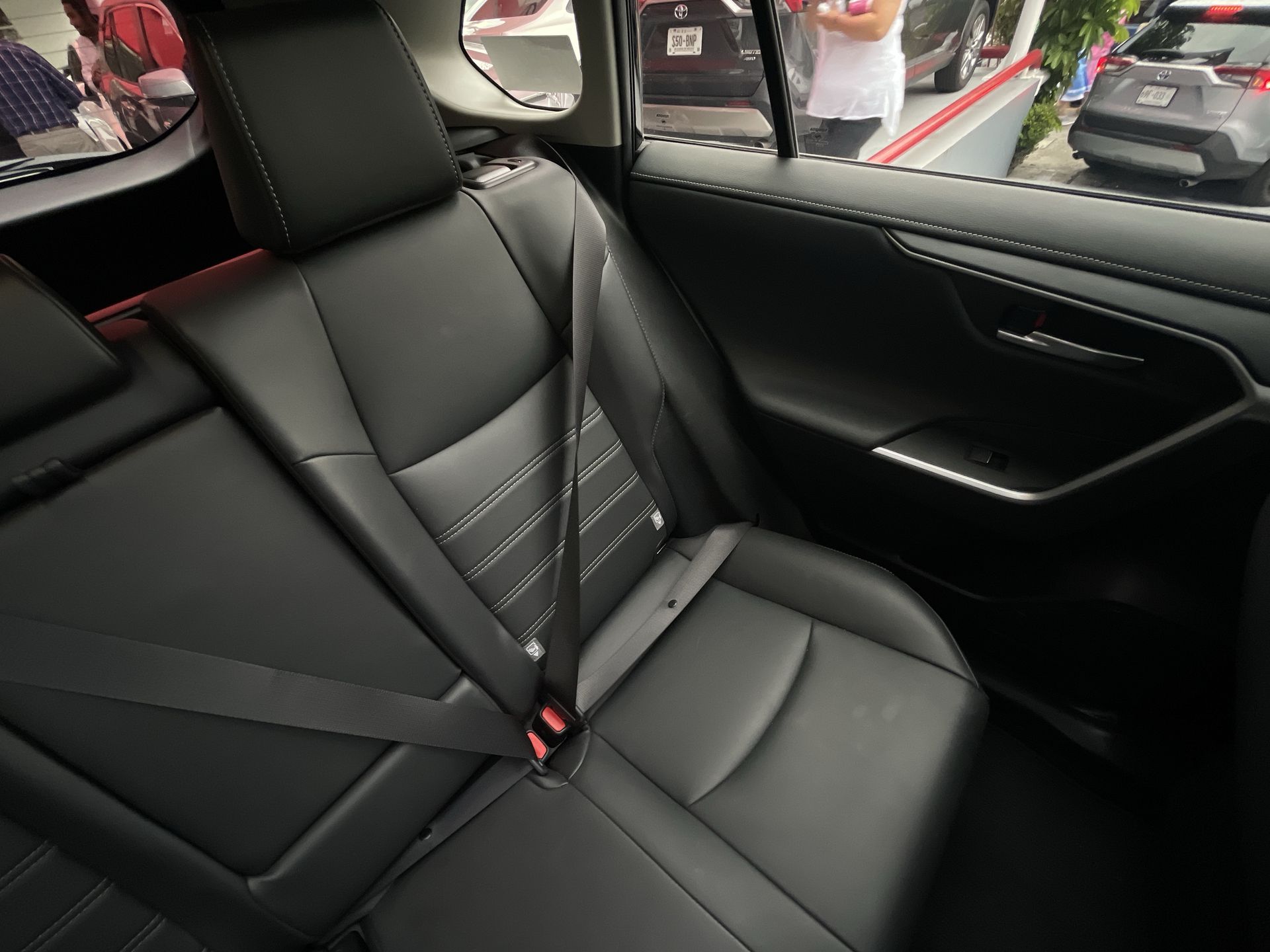 2024 Toyota RAV4 LIMITED HV