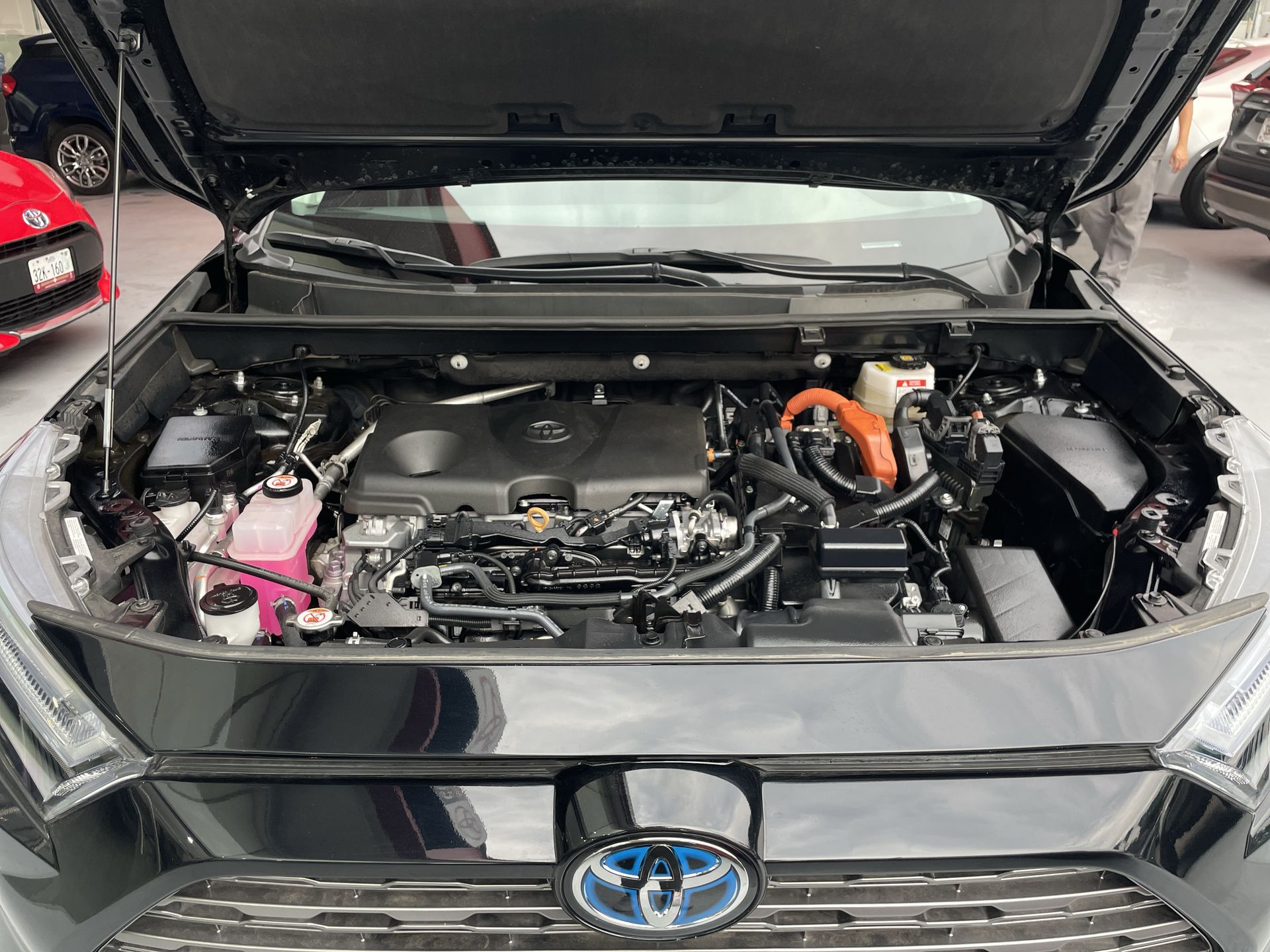 2024 Toyota RAV4 LIMITED HV