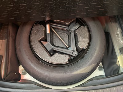 2024 Toyota RAV4 LIMITED HV