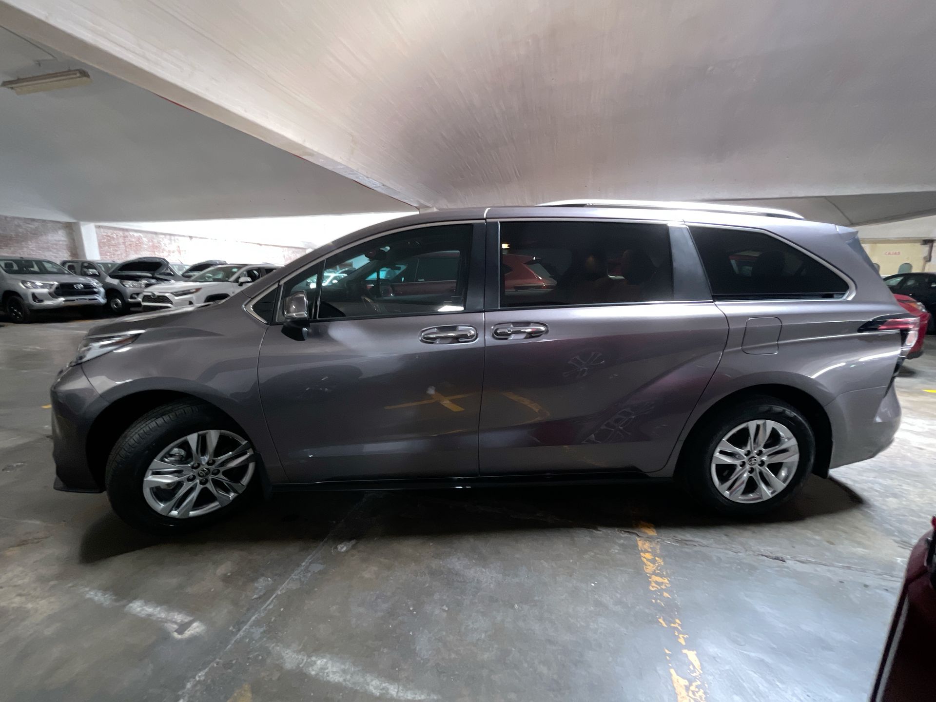 2022 Toyota SIENNA LIMITED