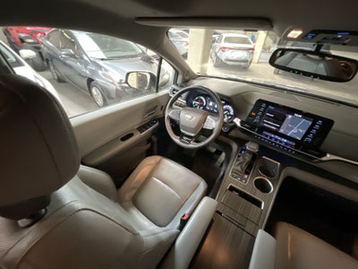 2021 Toyota SIENNA LIMITED