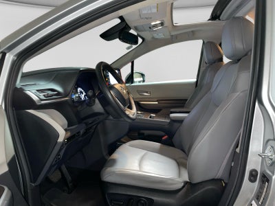 2023 Toyota SIENNA XLE PIEL