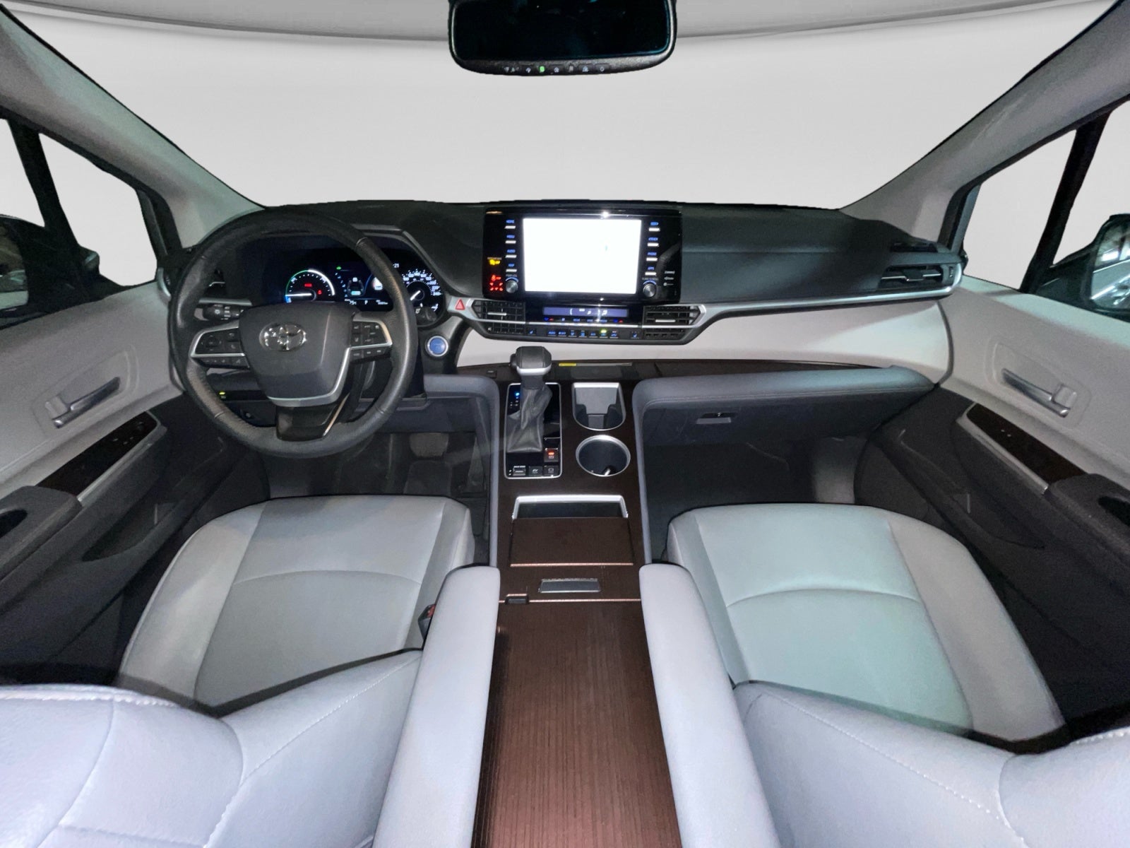 2023 Toyota SIENNA XLE PIEL