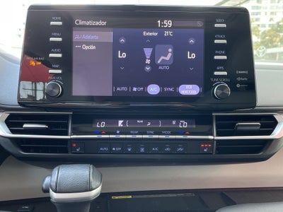 2021 Toyota SIENNA XLE PIEL