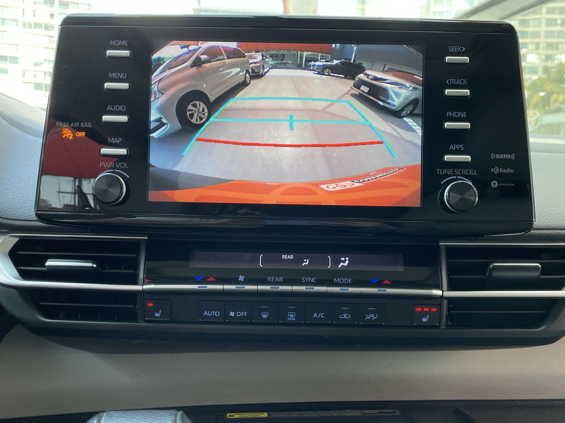 2021 Toyota SIENNA XLE PIEL