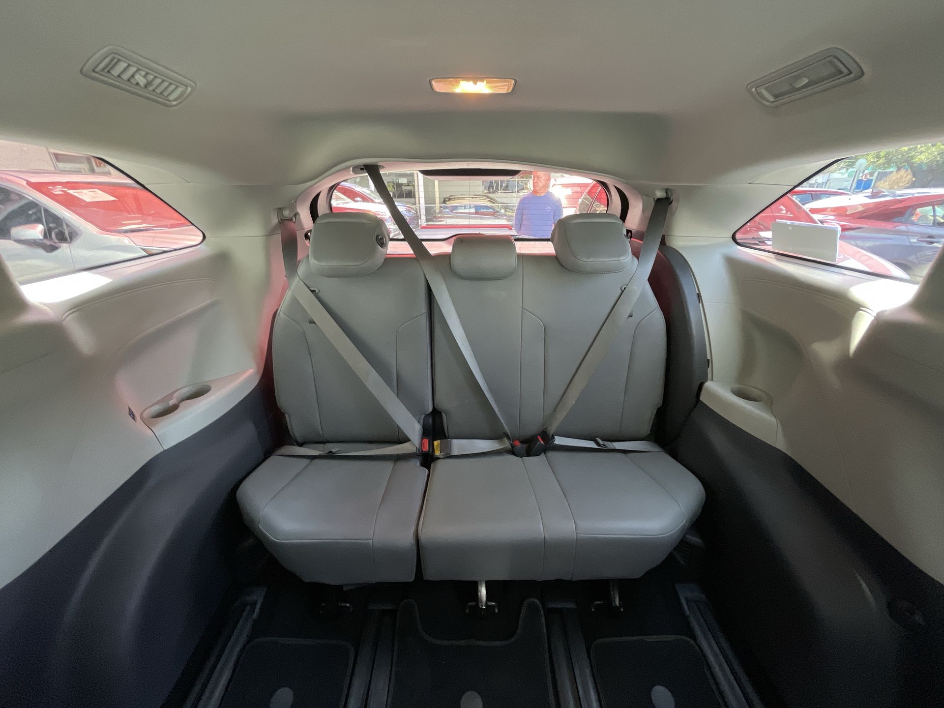 2021 Toyota SIENNA XLE PIEL