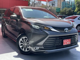 2021 Toyota SIENNA XLE PIEL