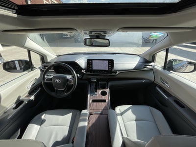 2022 Toyota SIENNA XLE PIEL