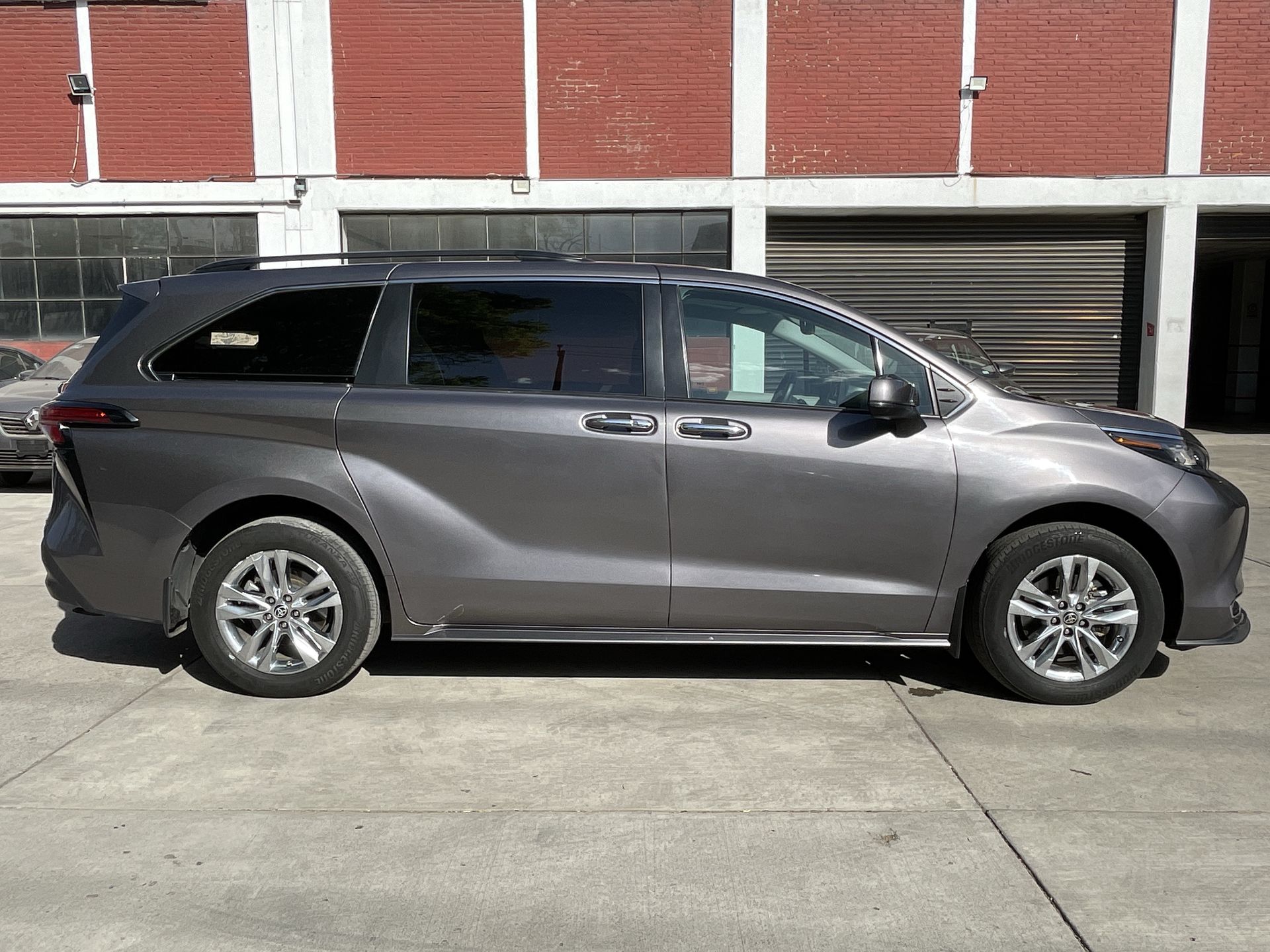 2022 Toyota SIENNA XLE PIEL