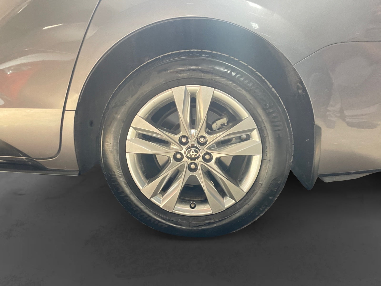 2023 Toyota SIENNA LIMITED