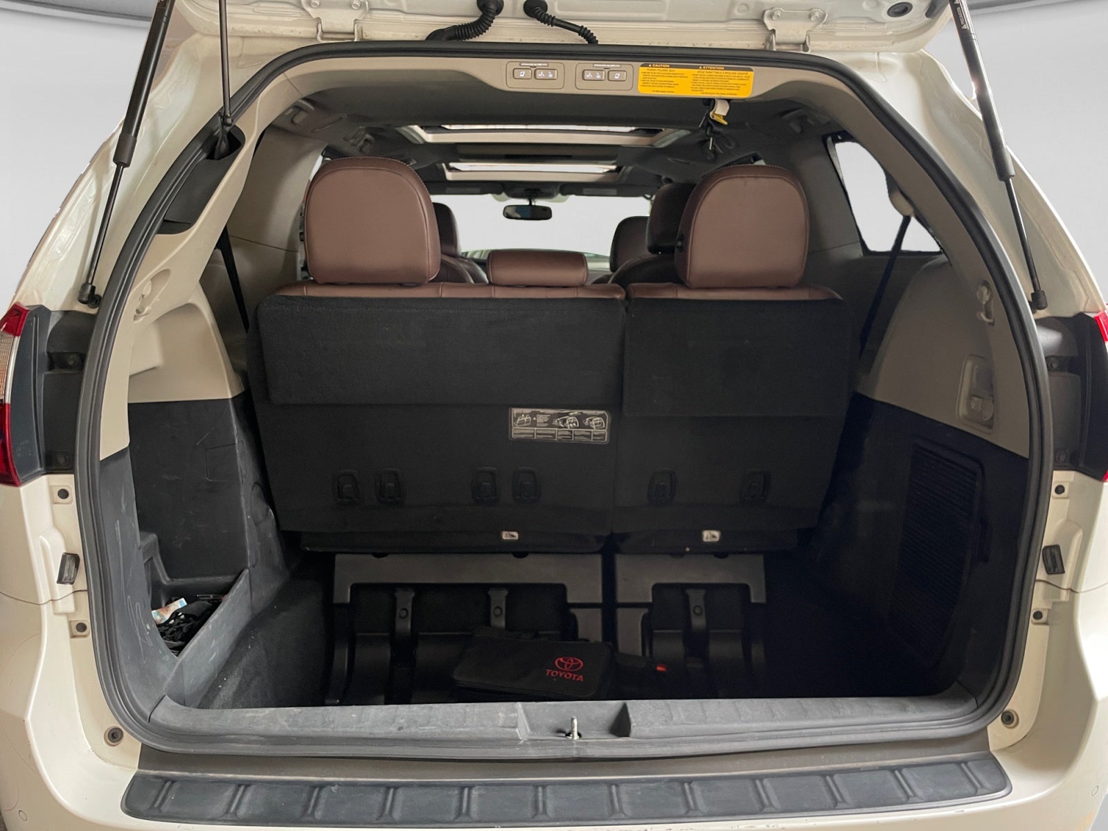 2018 Toyota SIENNA LIMITED