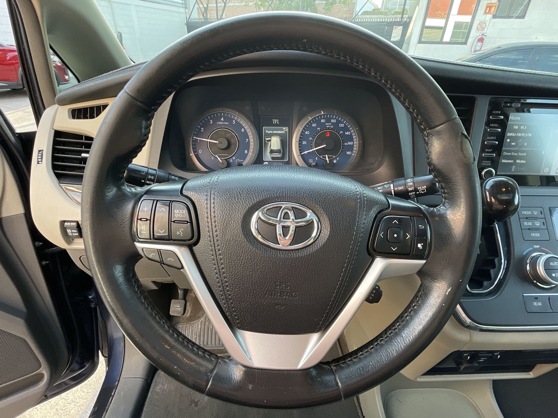 2019 Toyota SIENNA XLE PIEL