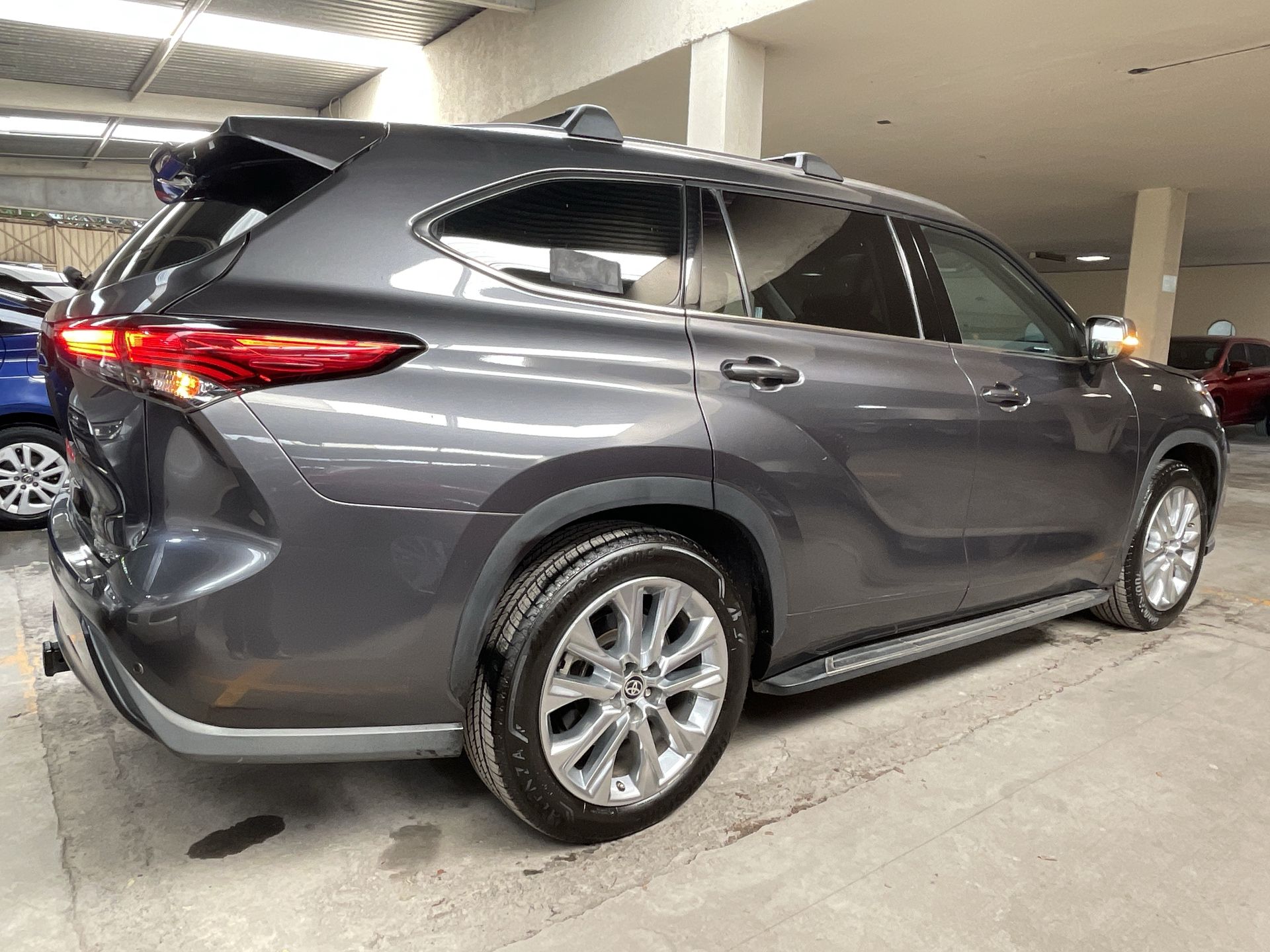 2021 Toyota HIGHLANDER LIMITED PR