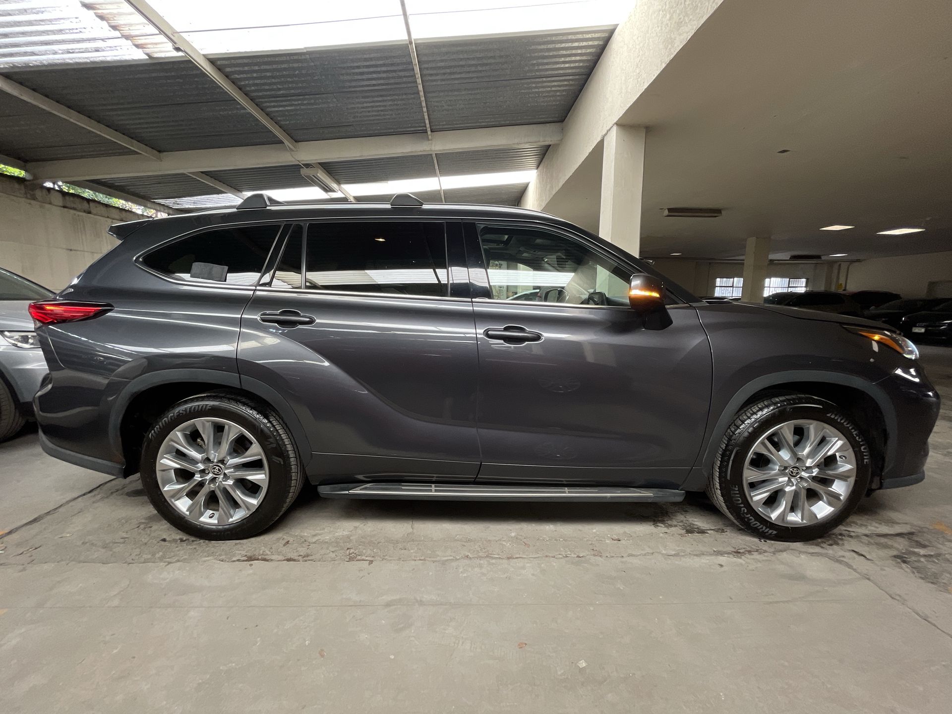 2021 Toyota HIGHLANDER LIMITED PR