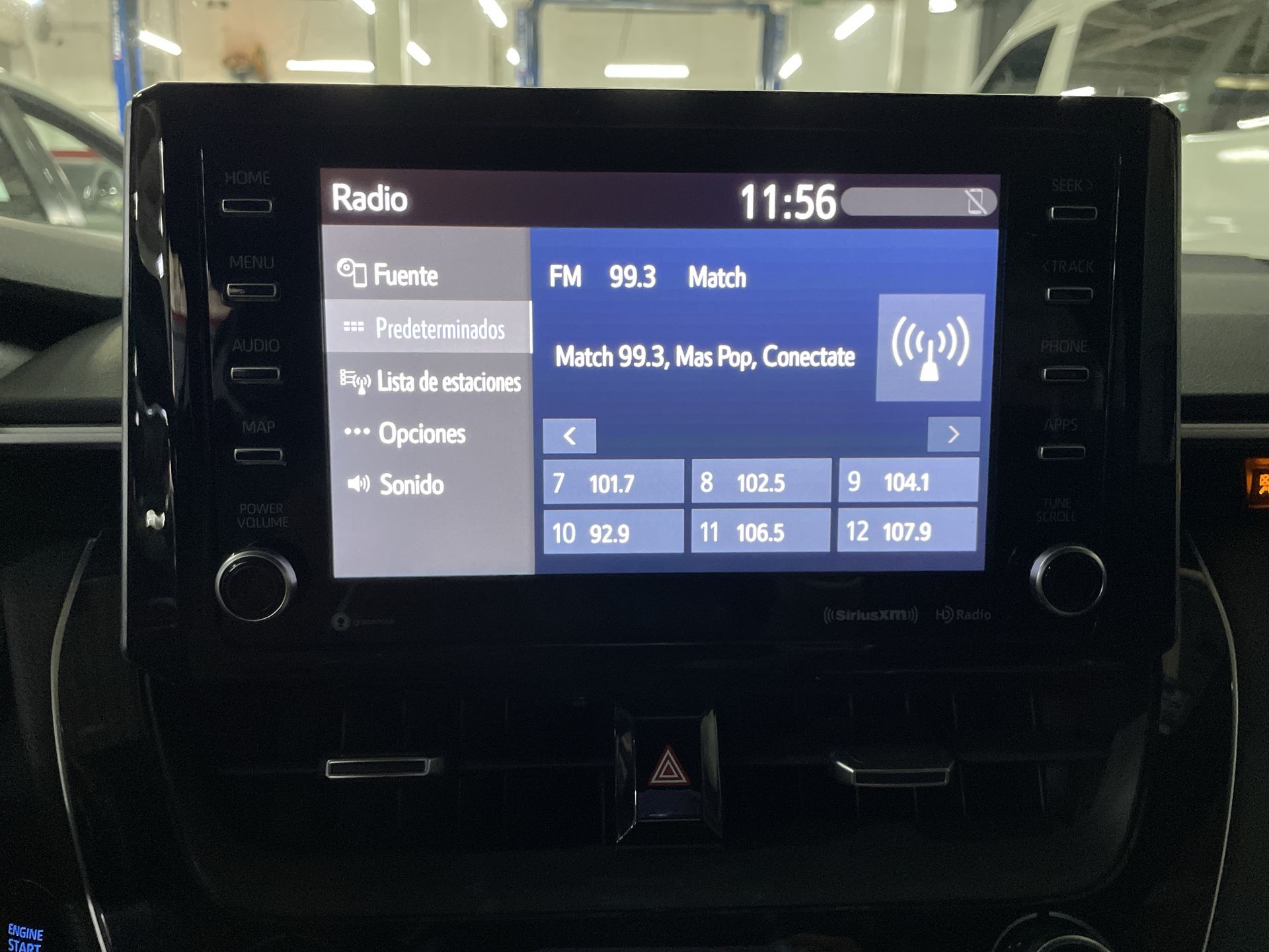 2022 Toyota COROLLA SE CVT