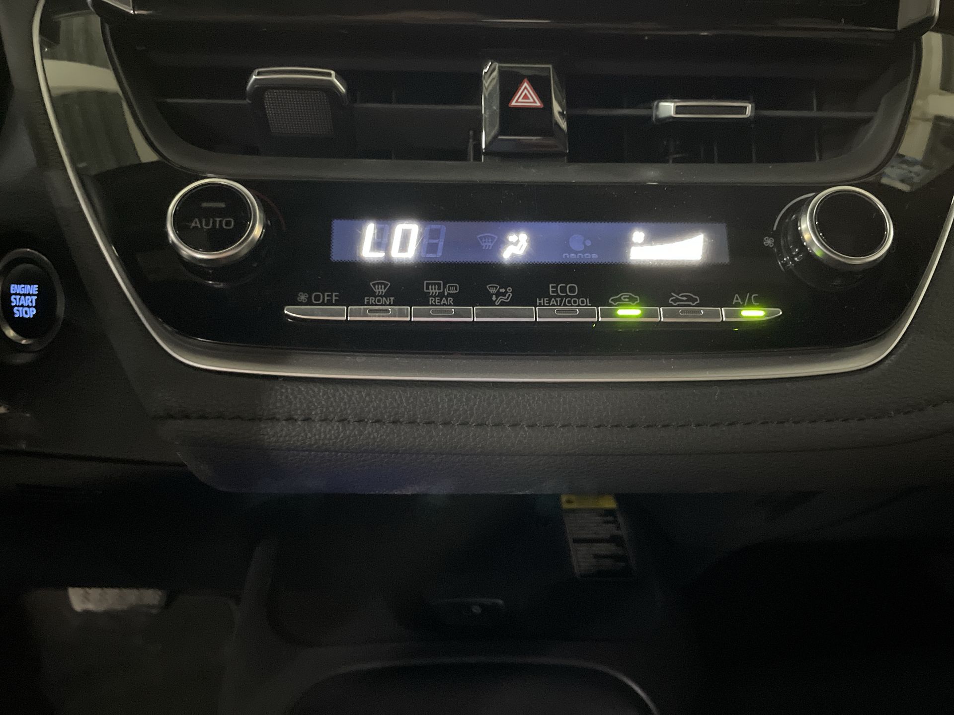 2022 Toyota COROLLA SE CVT