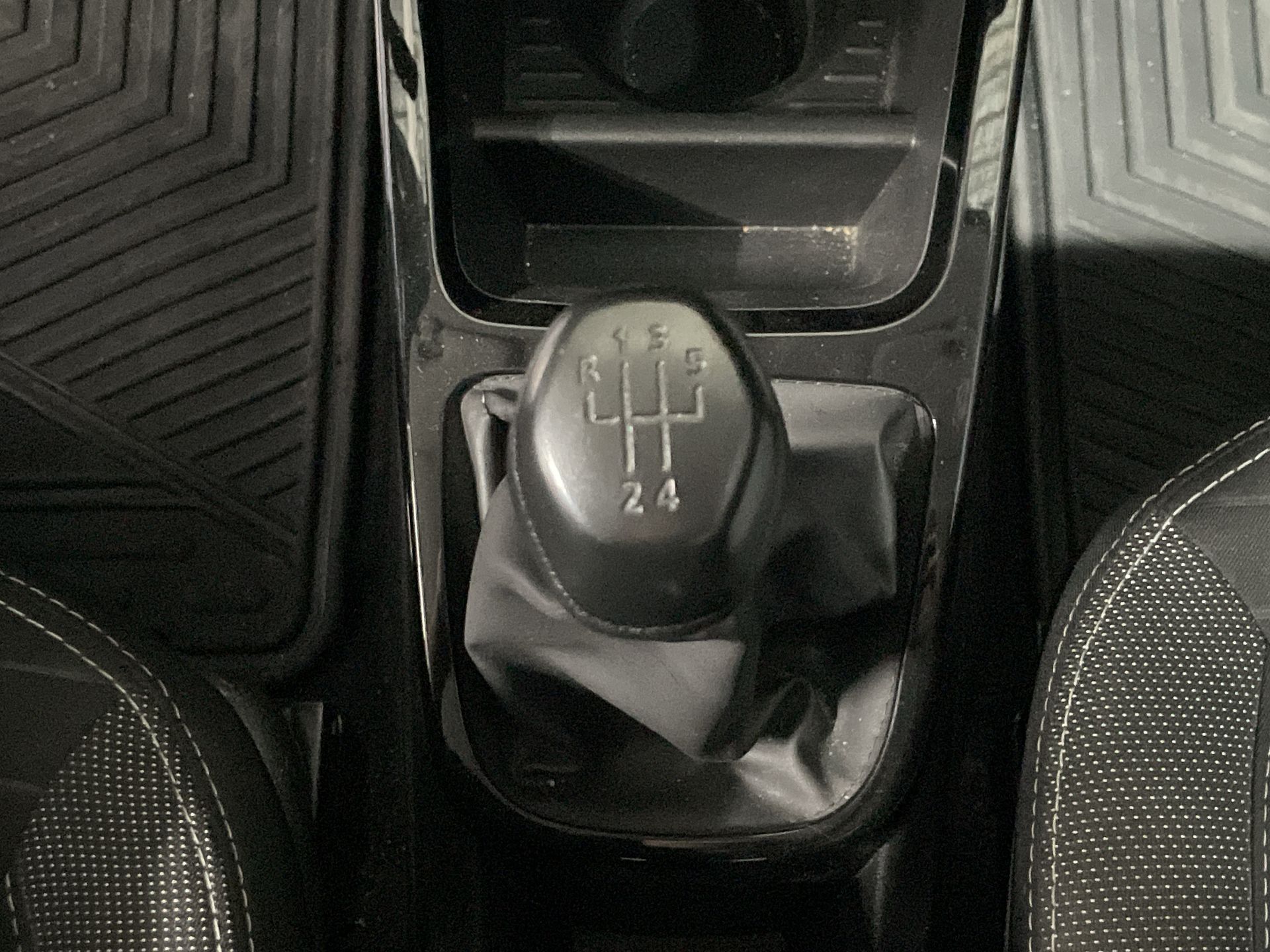 2022 RENAULT KWID BITONO