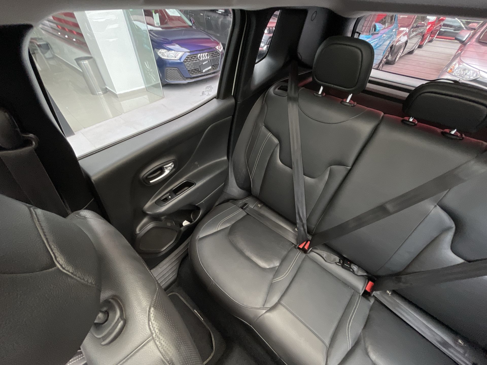 2021 Jeep RENEGADE LIMITED