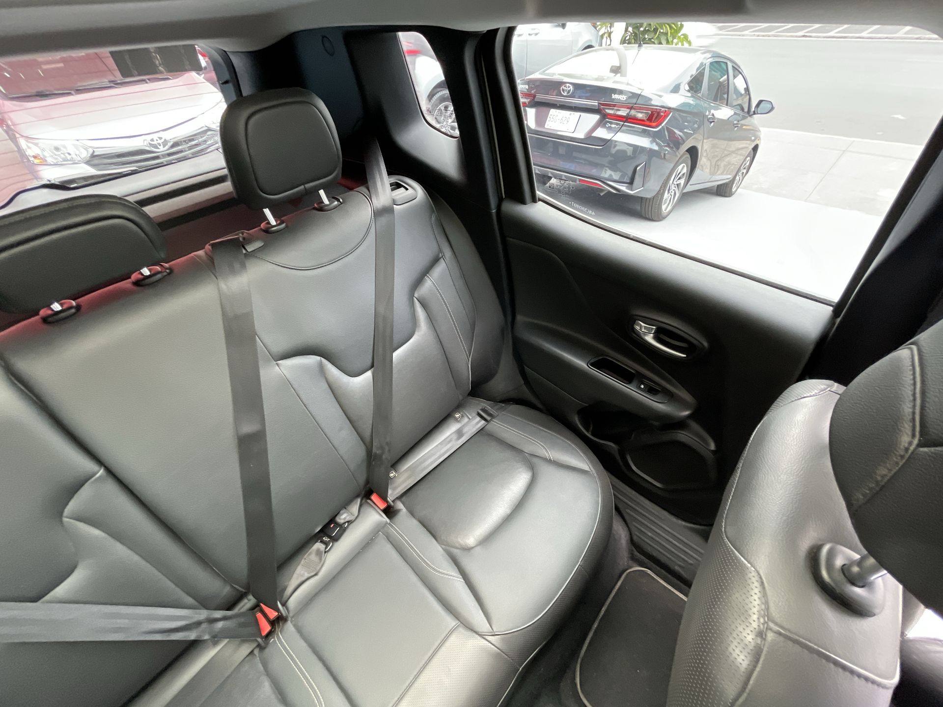 2021 Jeep RENEGADE LIMITED