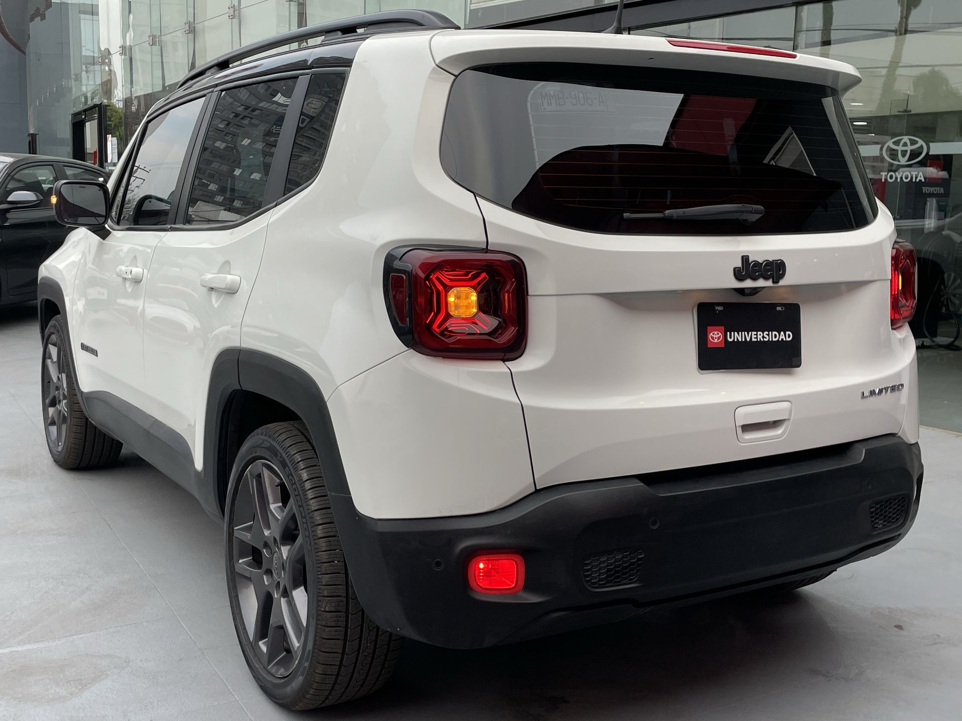 2021 Jeep RENEGADE LIMITED
