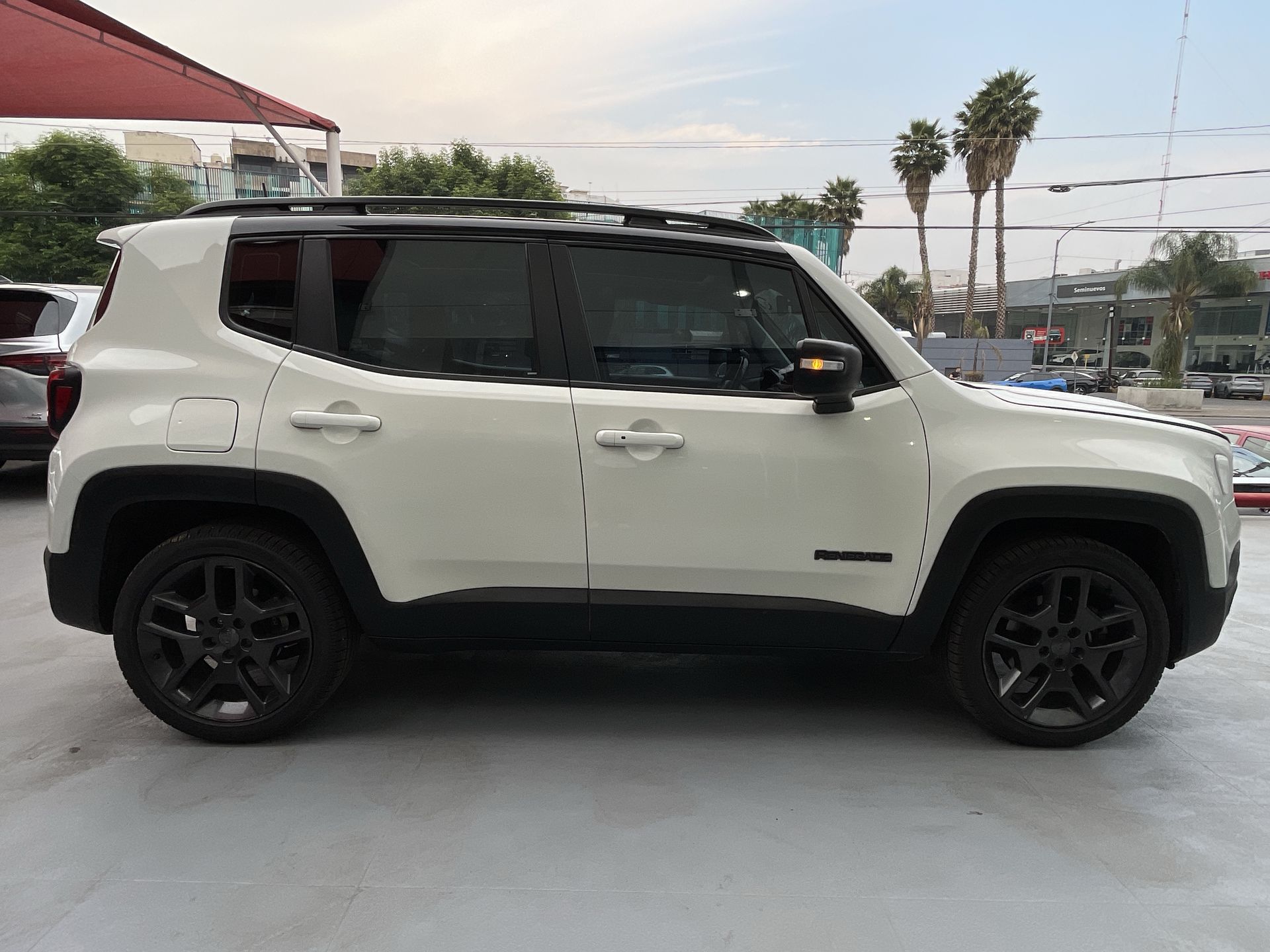 2021 Jeep RENEGADE LIMITED